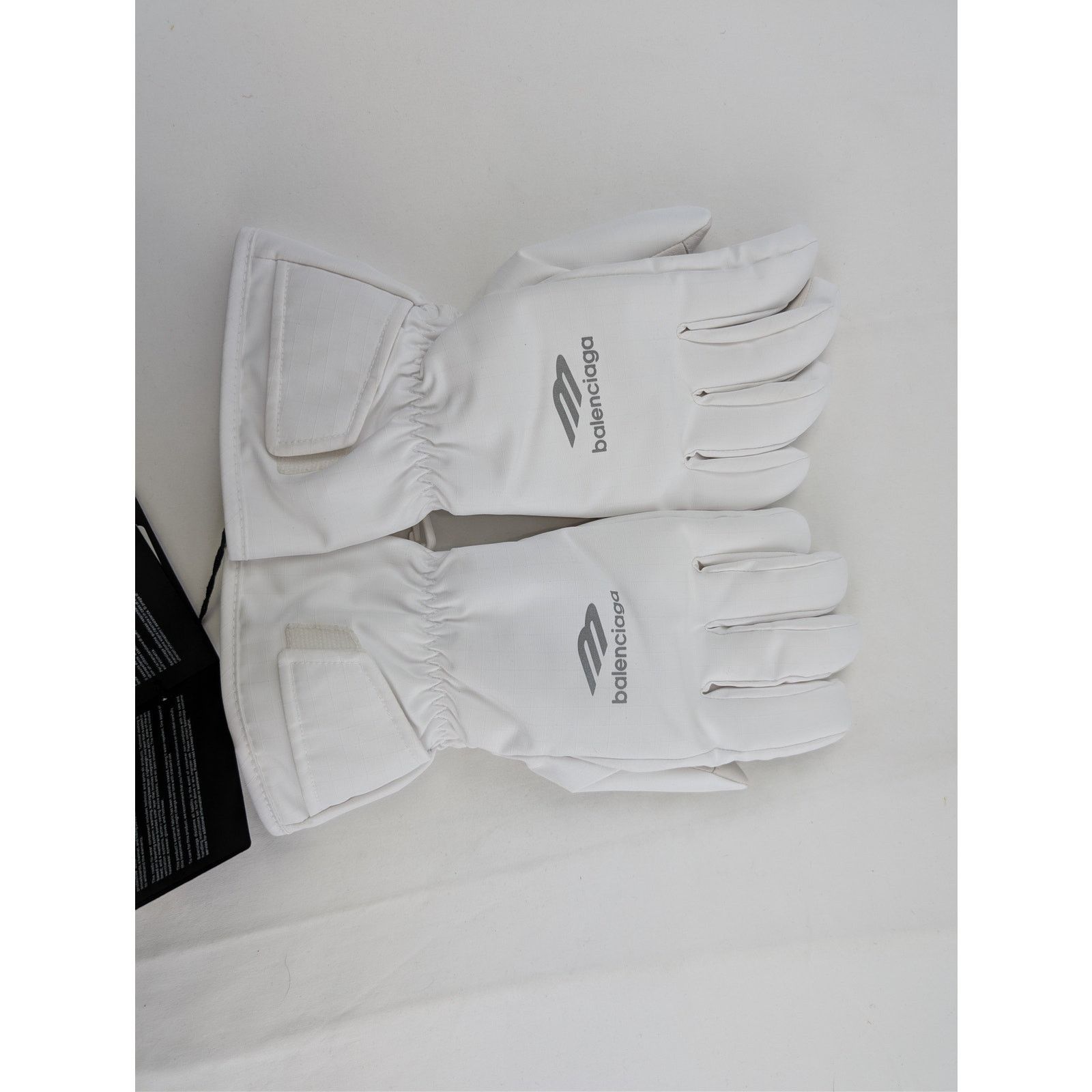 Balenciaga o1rshd1 Size: M / Ripstop Ski Gloves in White Size ONE SIZE - 6 Thumbnail