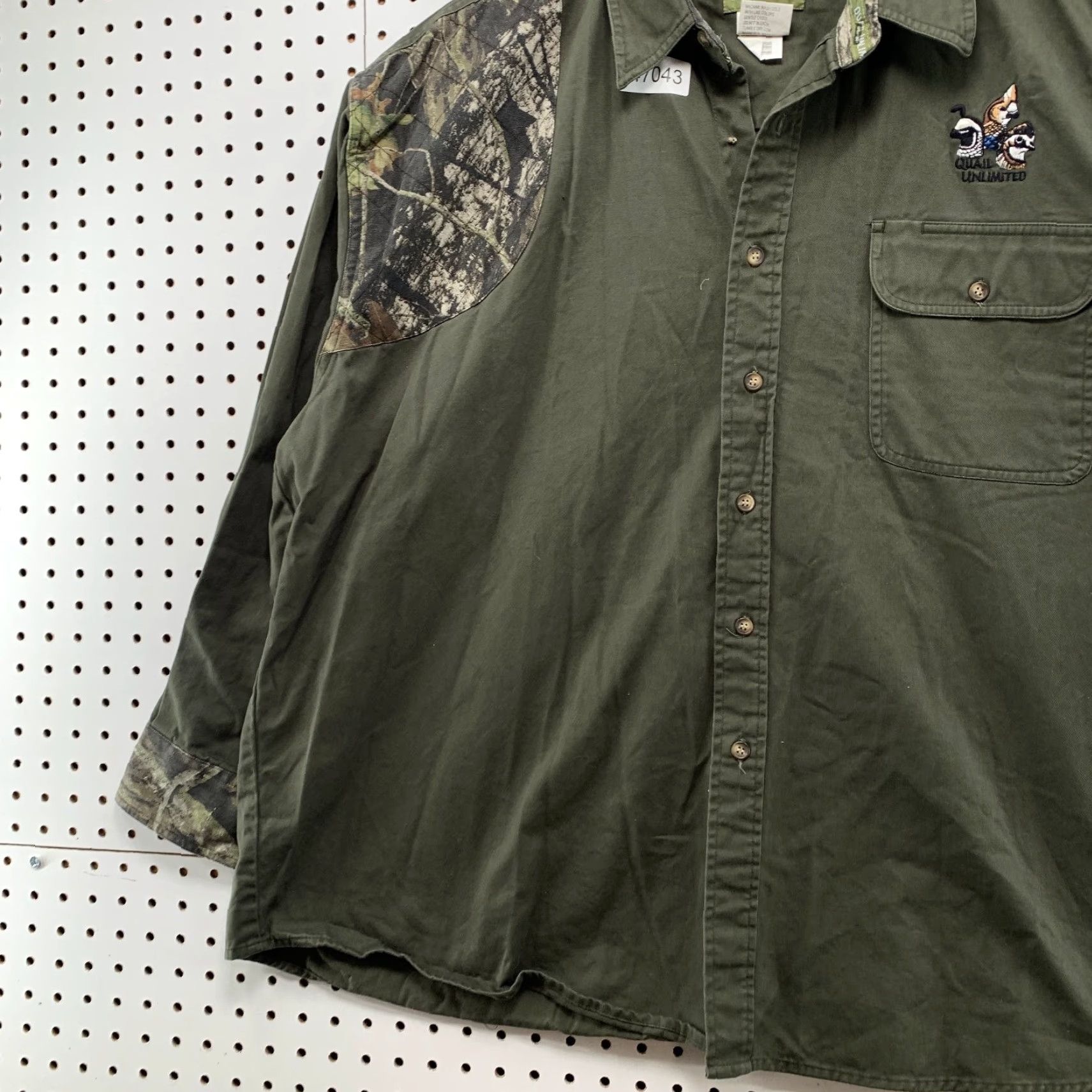 Vintage Quail Unlimited Hunting Button Shirt Mens 2XL Green Camo Long Sleeve Canvas Shirt Size US XXL / EU 58 / 5 - 5 Thumbnail