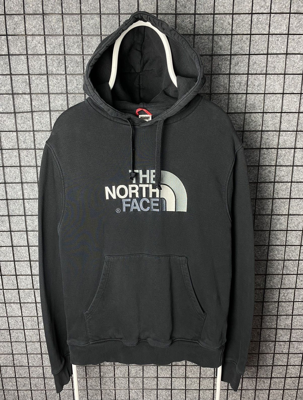 The North Face The North Face Outdoor Streetwear Big Logo Hoodie Size M Size US M / EU 48-50 / 2 - 1 Thumbnail