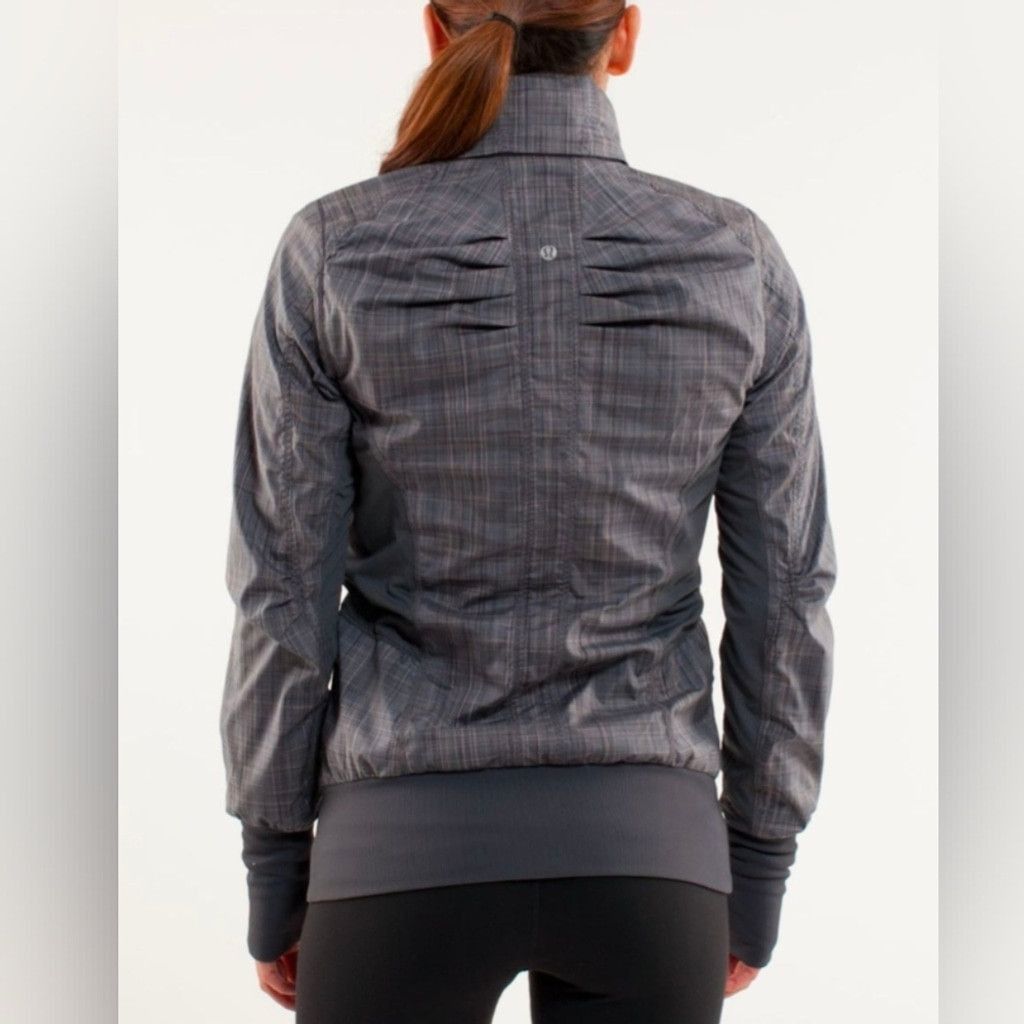 Lululemon Lululemon Run Back On Track Jacket Sz 8 Size M / US 6-8 / IT 42-44 - 11 Thumbnail