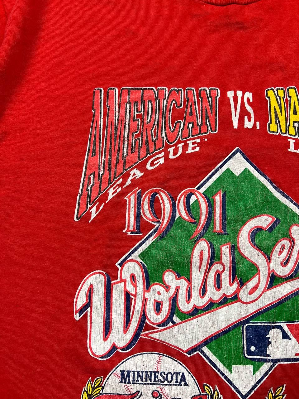 Vintage Vintage Atlanta Braves T-Shirt 1991S World National Series Size US XL / EU 56 / 4 - 8 Thumbnail