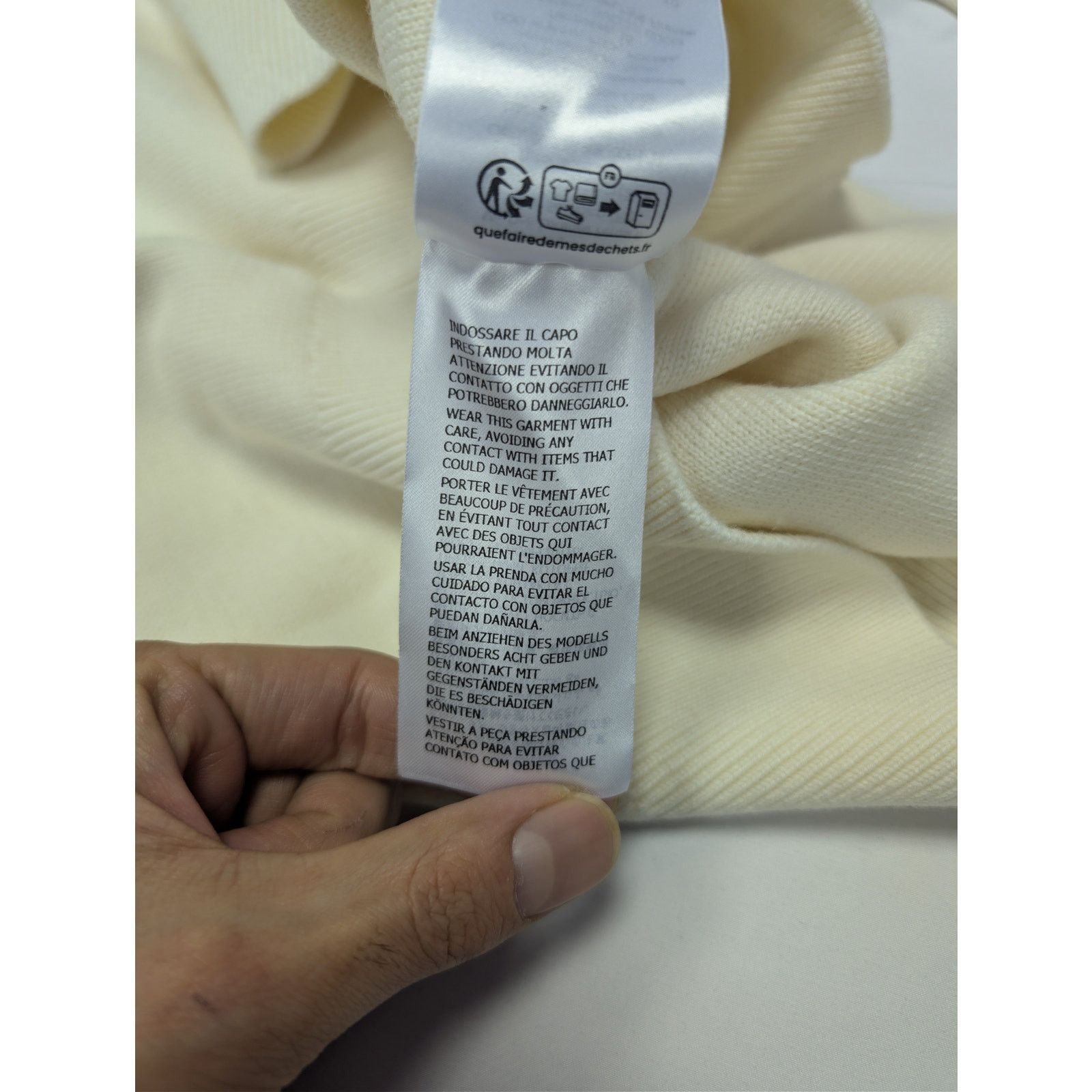 Gucci o1rshd1 Wool Long Sleeve Crewneck Sweatshirt Sweater Ivory Size US L / EU 52-54 / 3 - 22 Thumbnail
