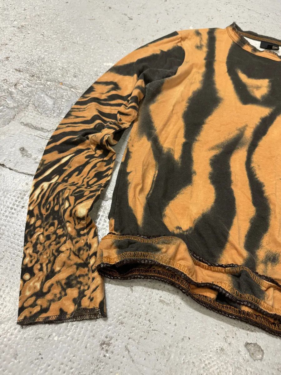 Just Cavalli SS2002 Cavalli Orange & Black Hallucination Longsleeves Size XS / US 0-2 / IT 36-38 - 9 Thumbnail
