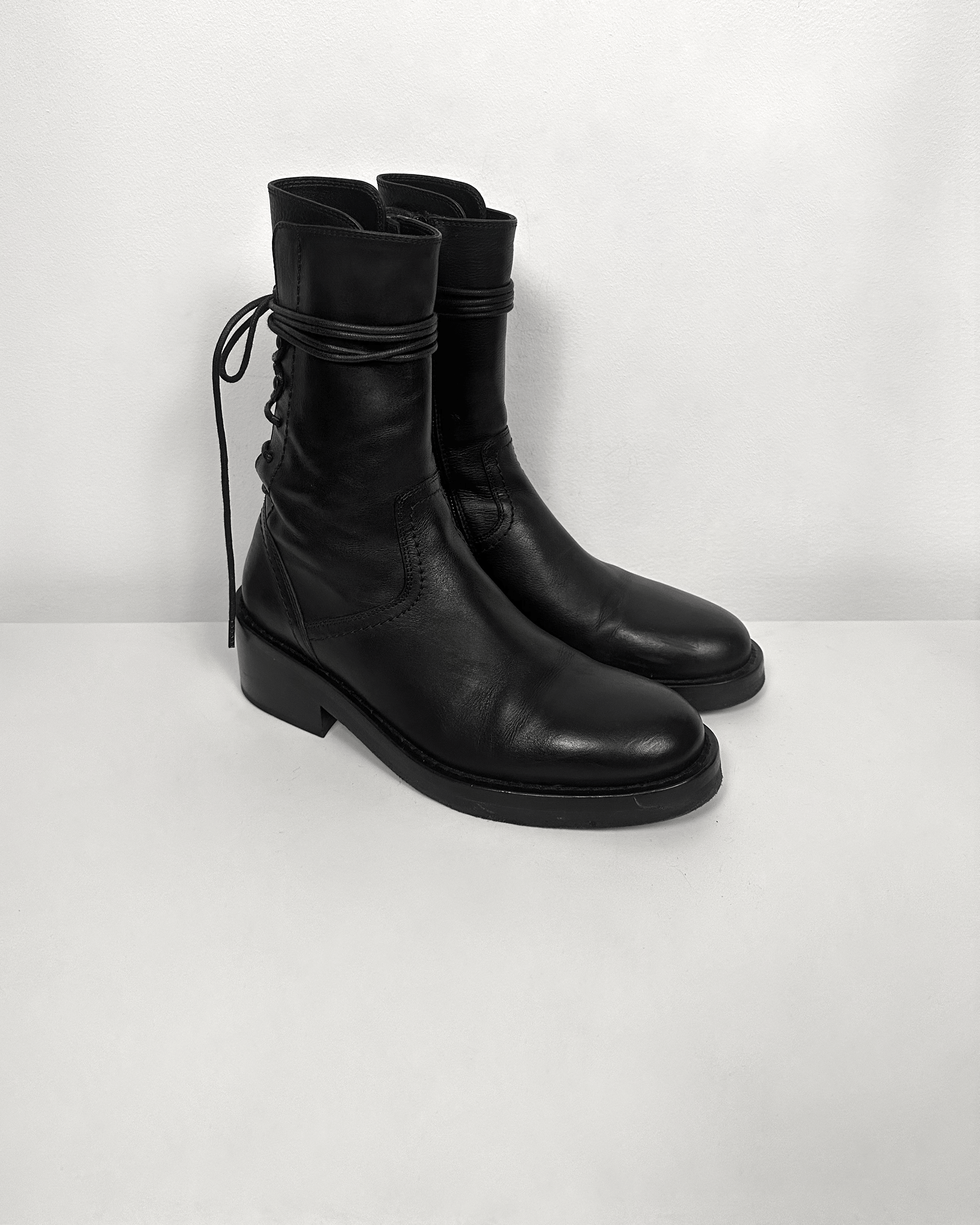 Ann Demeulemeester Ann Demeulemeester Backlace Vitello Boots Size US 7.5 / EU 40-41 - 1 Thumbnail