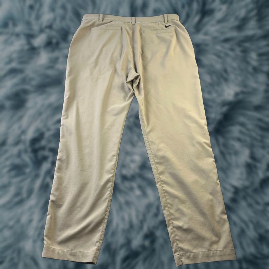 Nike Nike Pants Mens 36x29 Chino Regular Straight Beige Dri Fit Bottoms Nike Dri-Fit Pants 36x29 Mens Regular Beige Chino Slacks Size US 36 / EU 52 - 1 Thumbnail