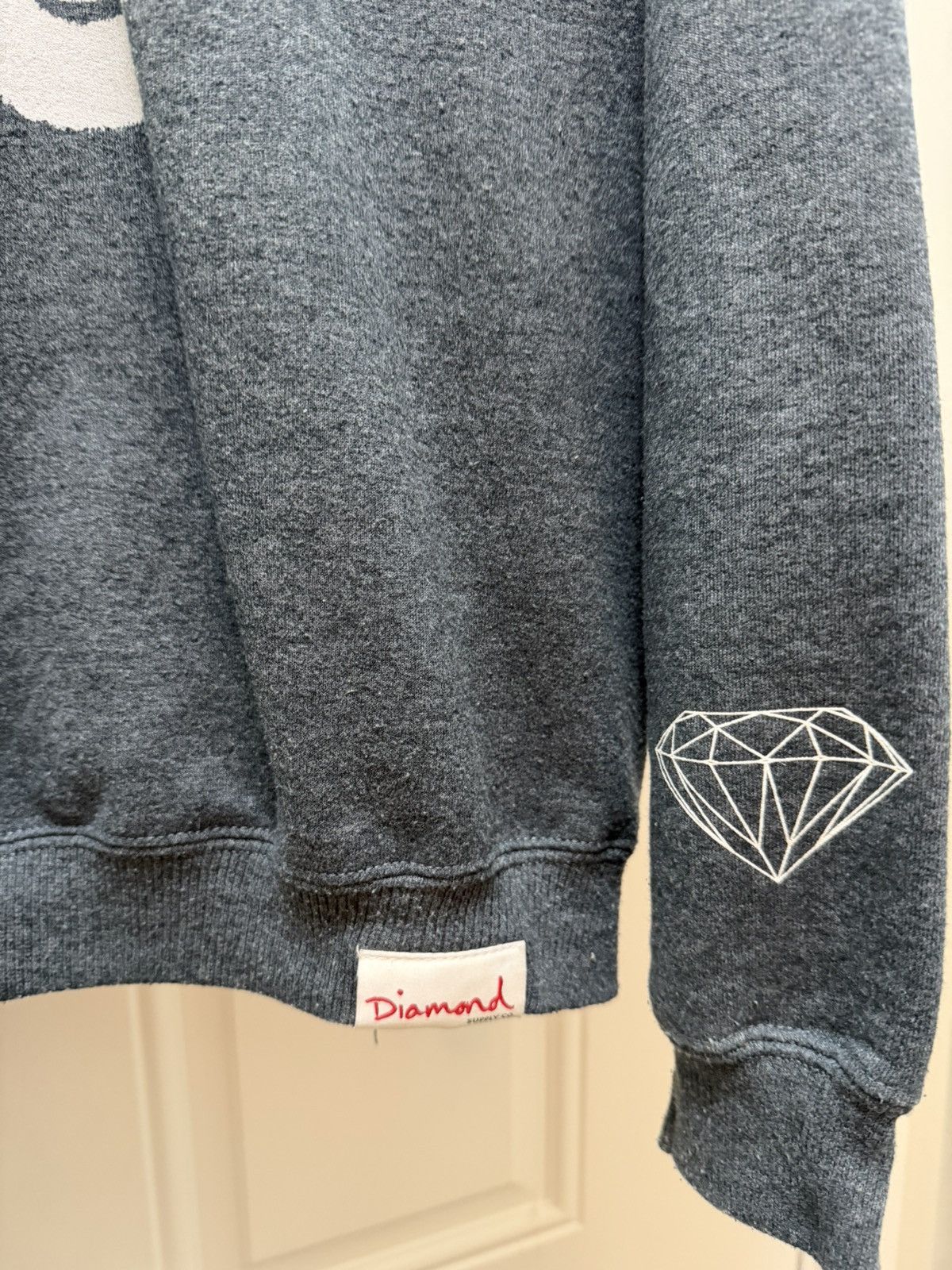 Diamond Supply Co. Diamond Supply Co Sade Face Graphic Crewneck Sweatshirt Size US M / EU 48-50 / 2 - 2 Thumbnail