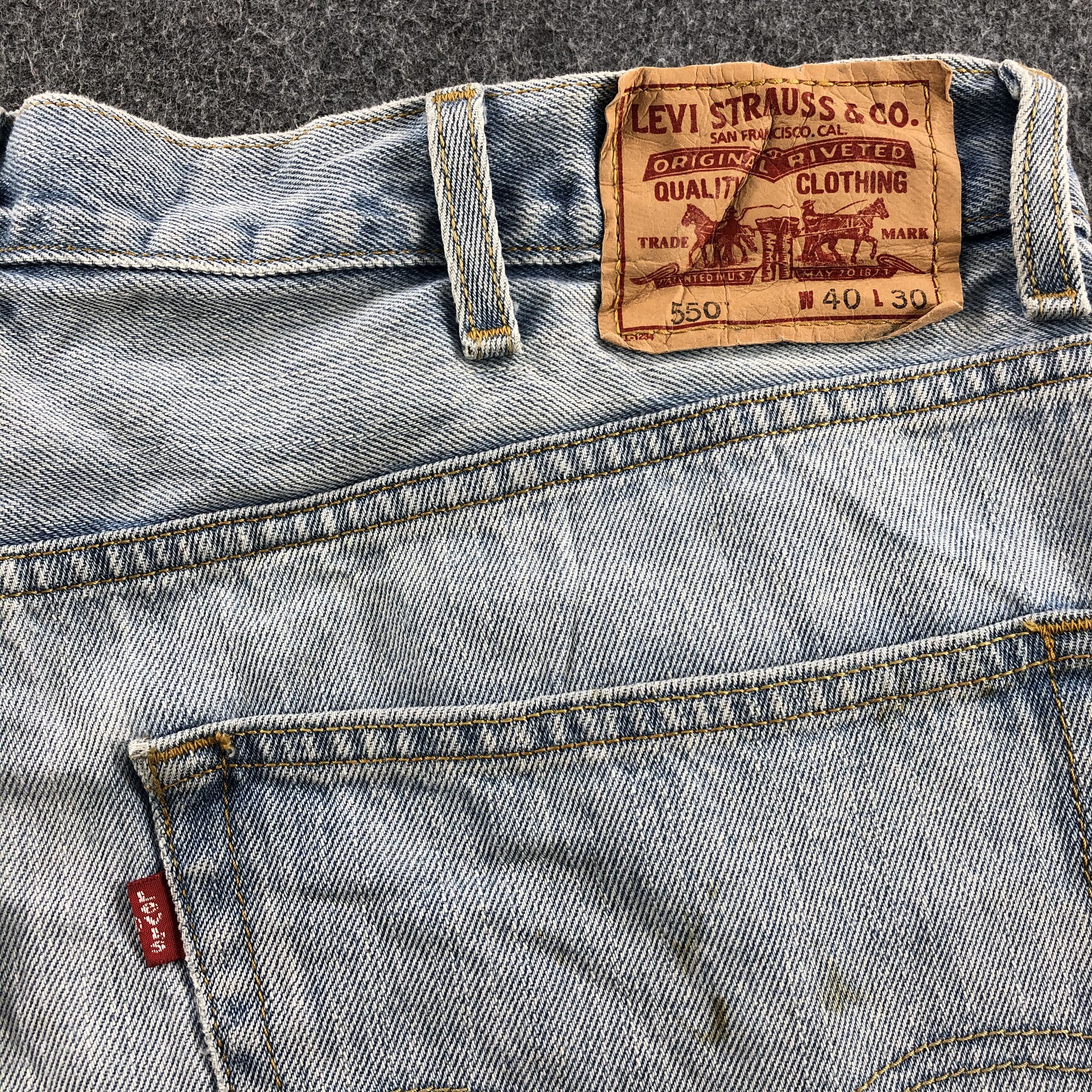 Levi's Light Wash Vintage Levis 550 Jeans-J1147 Size US 39 - 5 Thumbnail