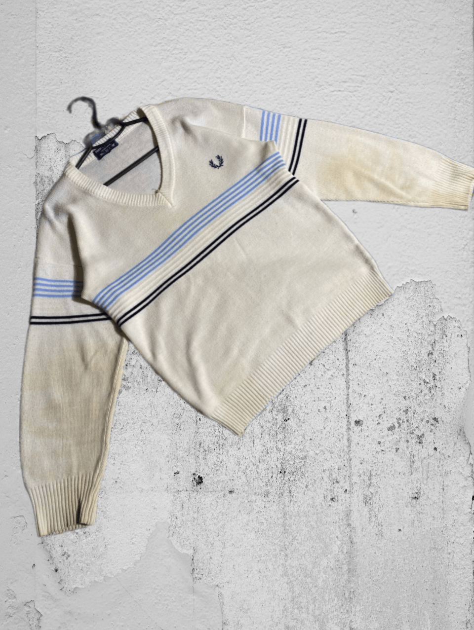 Fred Perry 80s 90s Vintage Fred Perry V Neck Knit Sweater Size US L / EU 52-54 / 3 - 1 Thumbnail