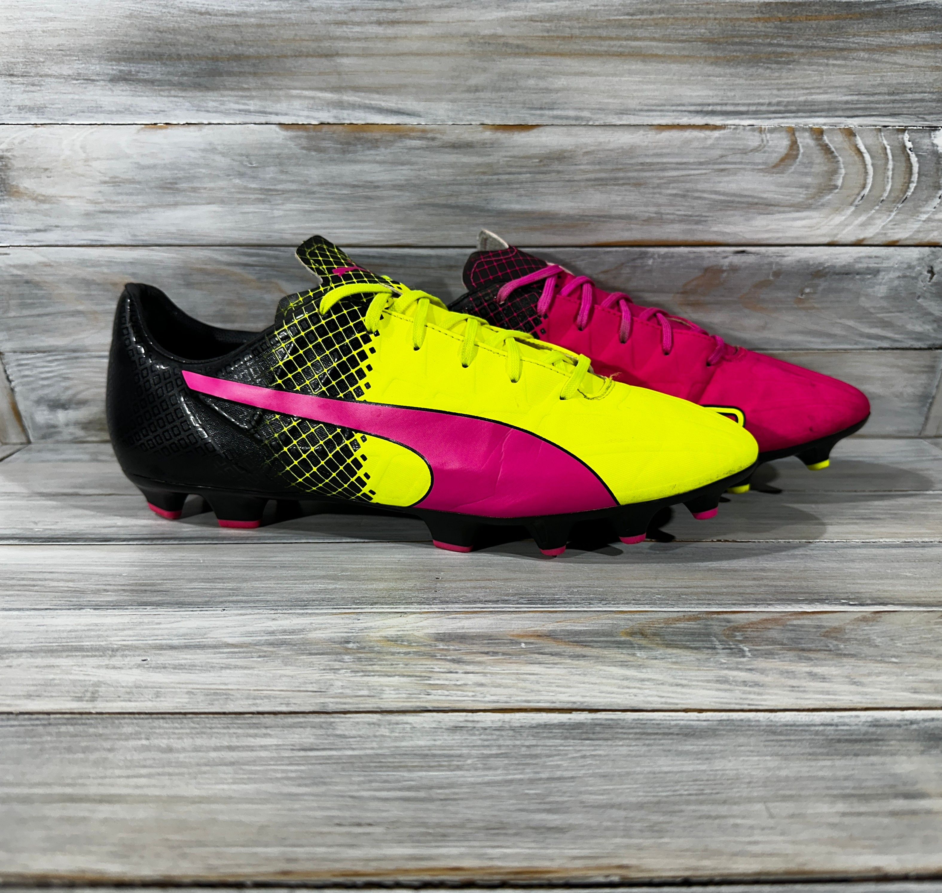 Puma EvoSpeed 4.5 Tricks FG Football Cleats Boots Multicolor