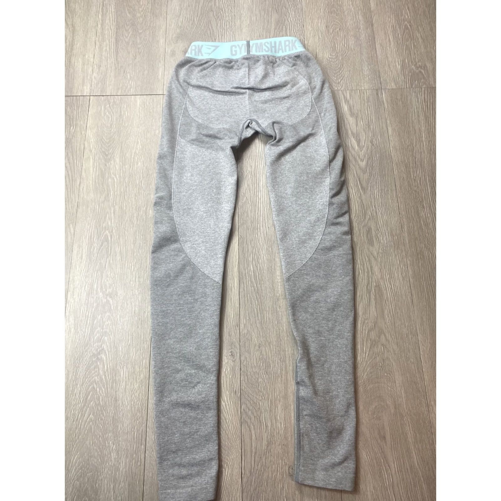 Gymshark VINTAGE Gymshark Leggings Womens XS Gray 28” Inseam 28” Elastic Waist Ankle Skinny Athletic Yoga Size 26" / US 2 / IT 38 - 6 Thumbnail