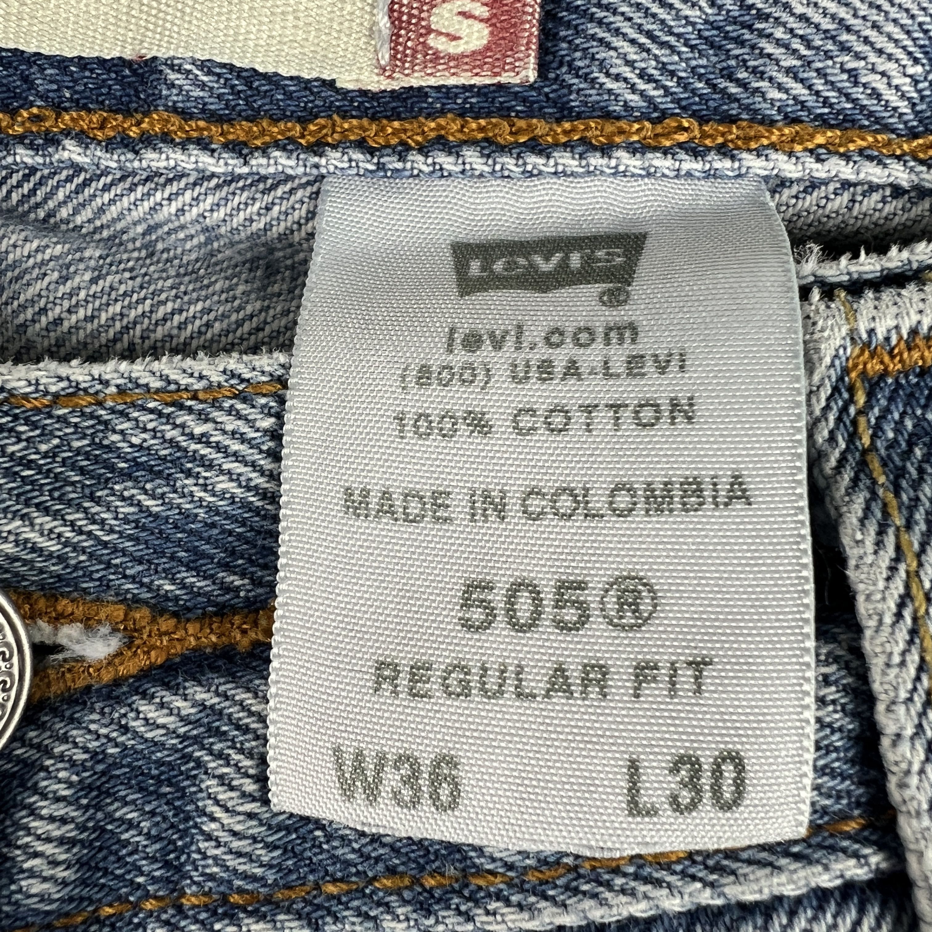 Levi's × Vintage Y2K Levi's Jeans 505 Straight Blue Faded Cotton Denim Size US 34 / EU 50 - 9 Thumbnail