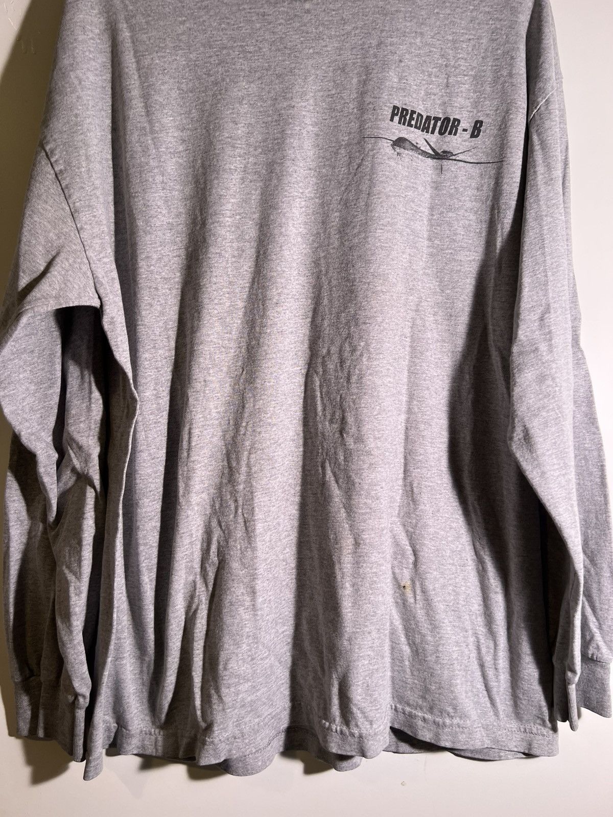 Vintage 90’s 2000’s Y2K VTG Vintage Predator B Military Airplane Tee Size US XL / EU 56 / 4 - 9 Thumbnail