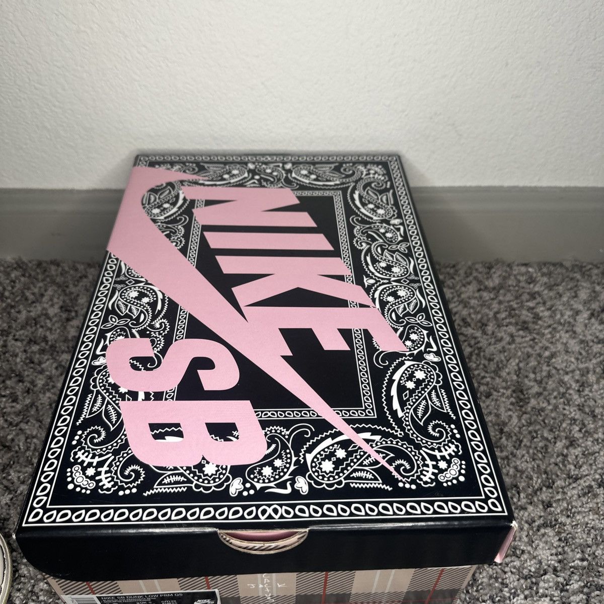 Nike Size 10 - Nike Travis Scott x SB Dunk Low Cactus Jack Size US 10 / EU 43 - 11 Thumbnail