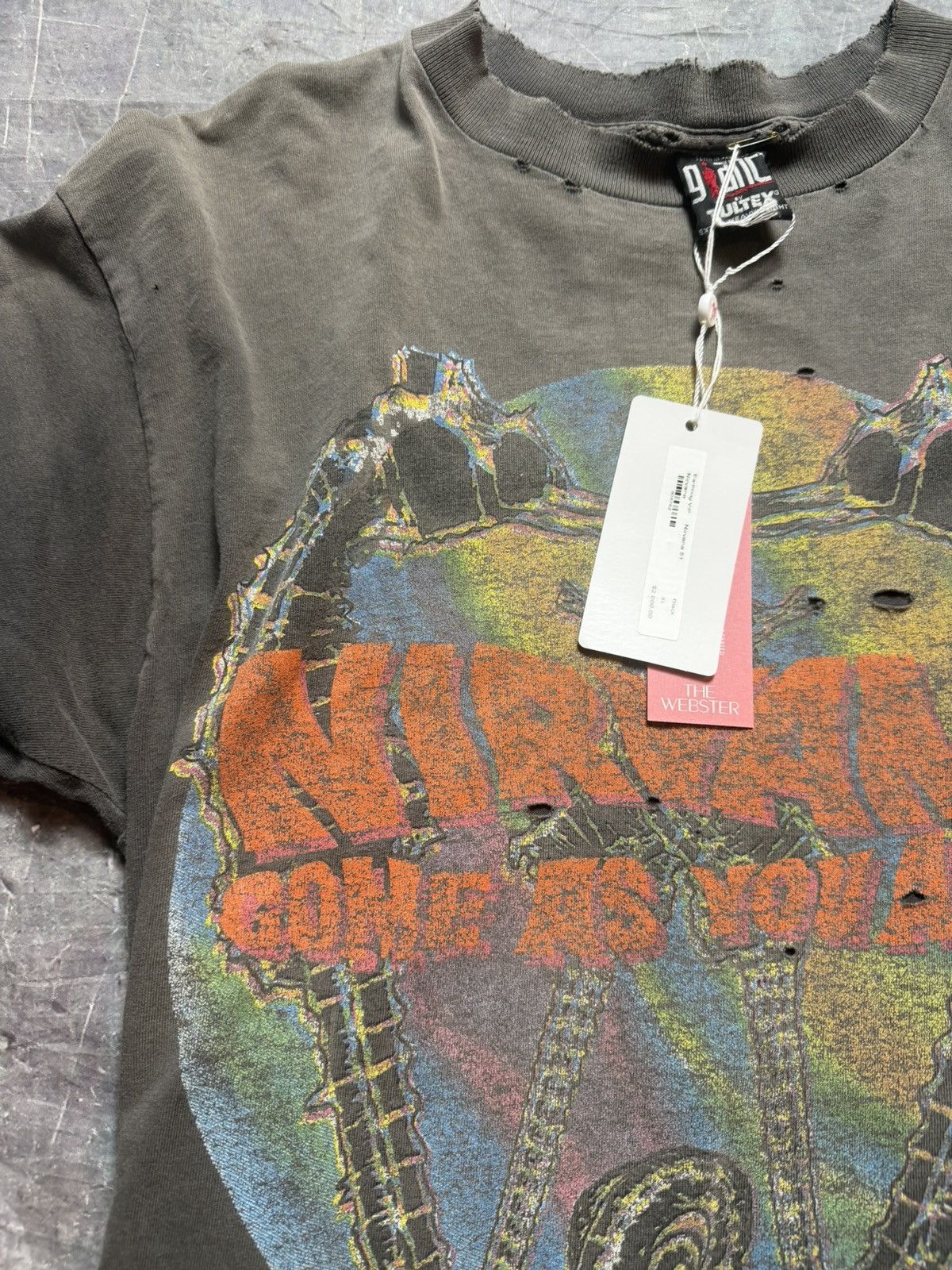 Vintage Vintage 1992 Nirvana Giant T-shirt Earthling VIP Size US XL / EU 56 / 4 - 3 Thumbnail