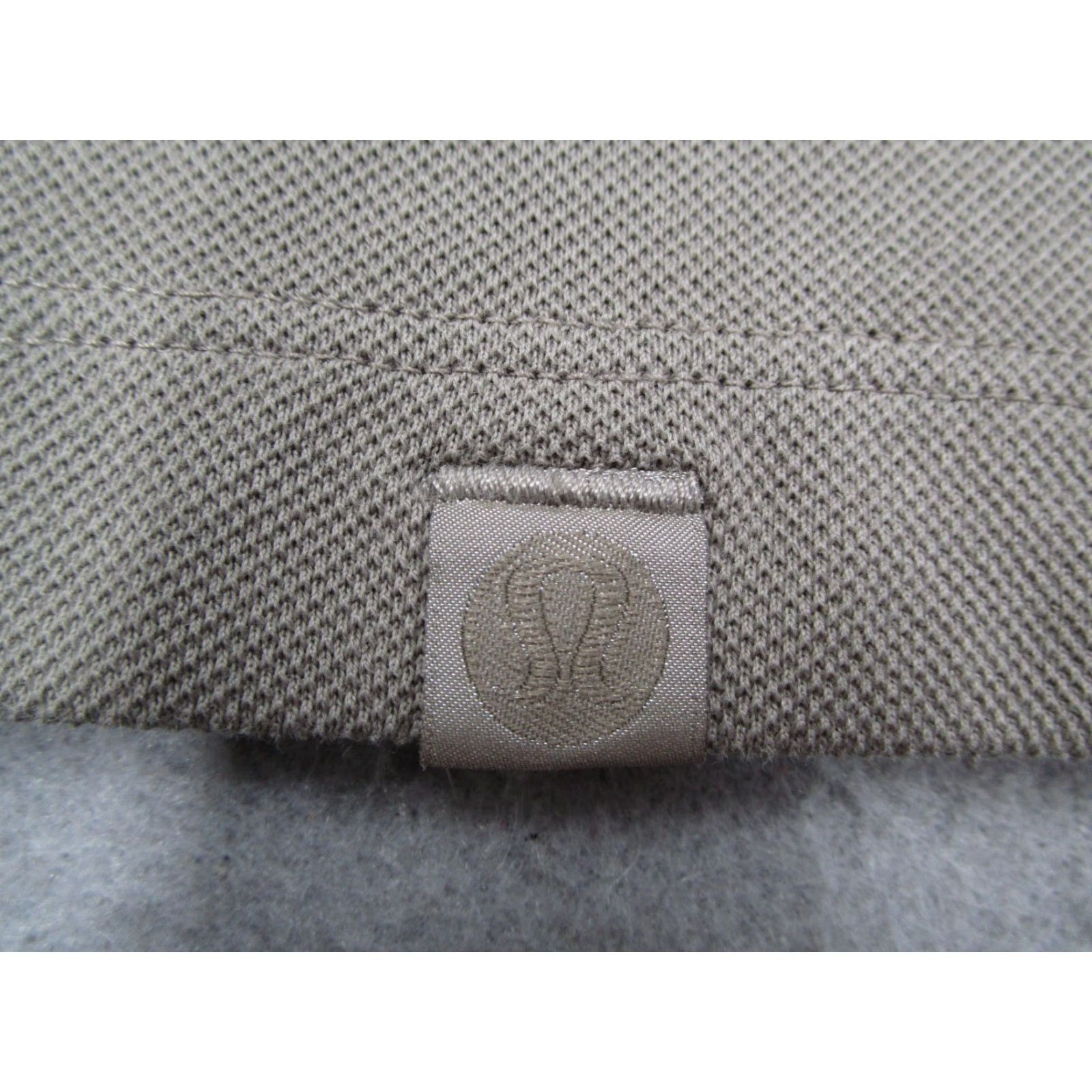 Lululemon Lululemon Polo Shirt Mens L Beige Solid Pique Golf Performance Casual Shirt Size US L / EU 52-54 / 3 - 2 Thumbnail