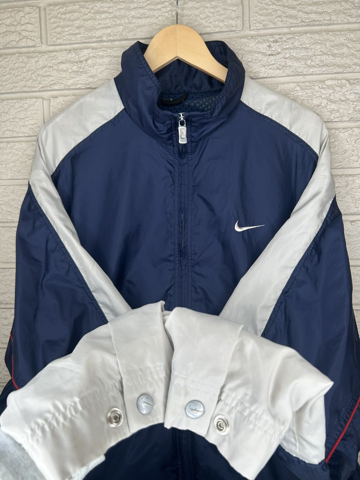 Nike Vintage 90s Nike Swoosh Zip Up Windbreaker Jacket Size US XL / EU 56 / 4 - 5 Thumbnail