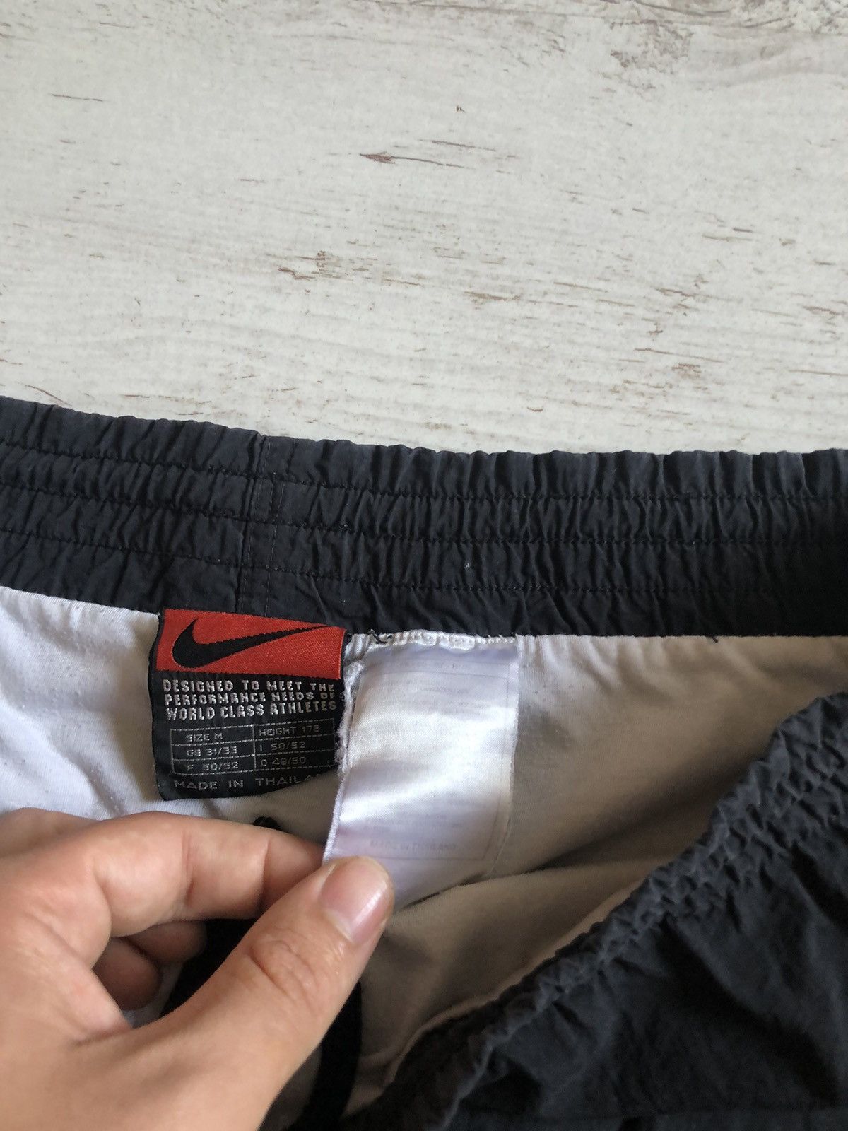 Nike BORUSSIA DORTMUND 1996 1998 FOOTBALL SOCCER SHORTS NIKE Size US 32 / EU 48 - 6 Thumbnail