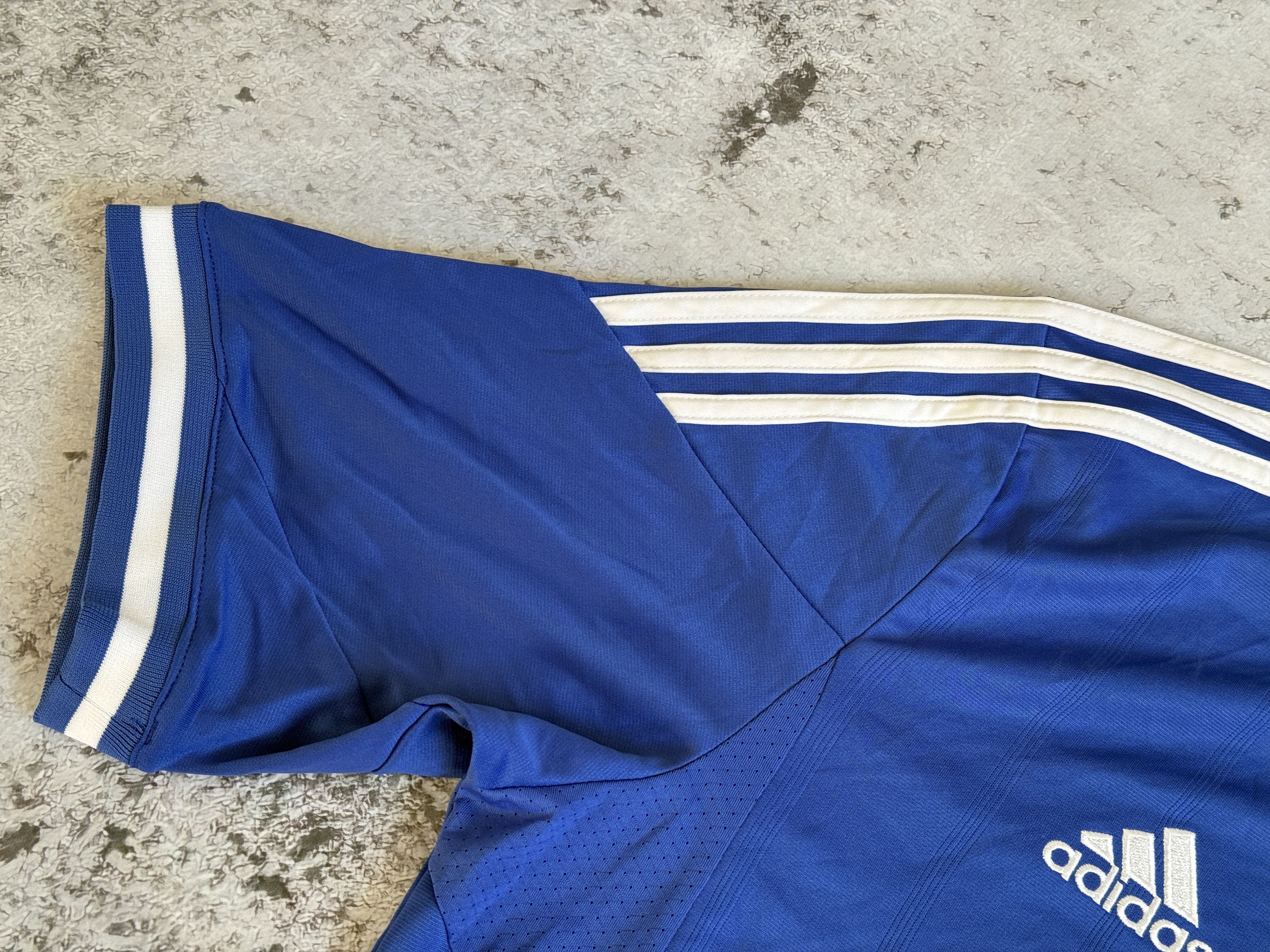 Adidas CHELSEA 2013 2014 HOME FOOTBALL SHIRT SOCCER JERSEY ADIDAS L Size US L / EU 52-54 / 3 - 10 Thumbnail