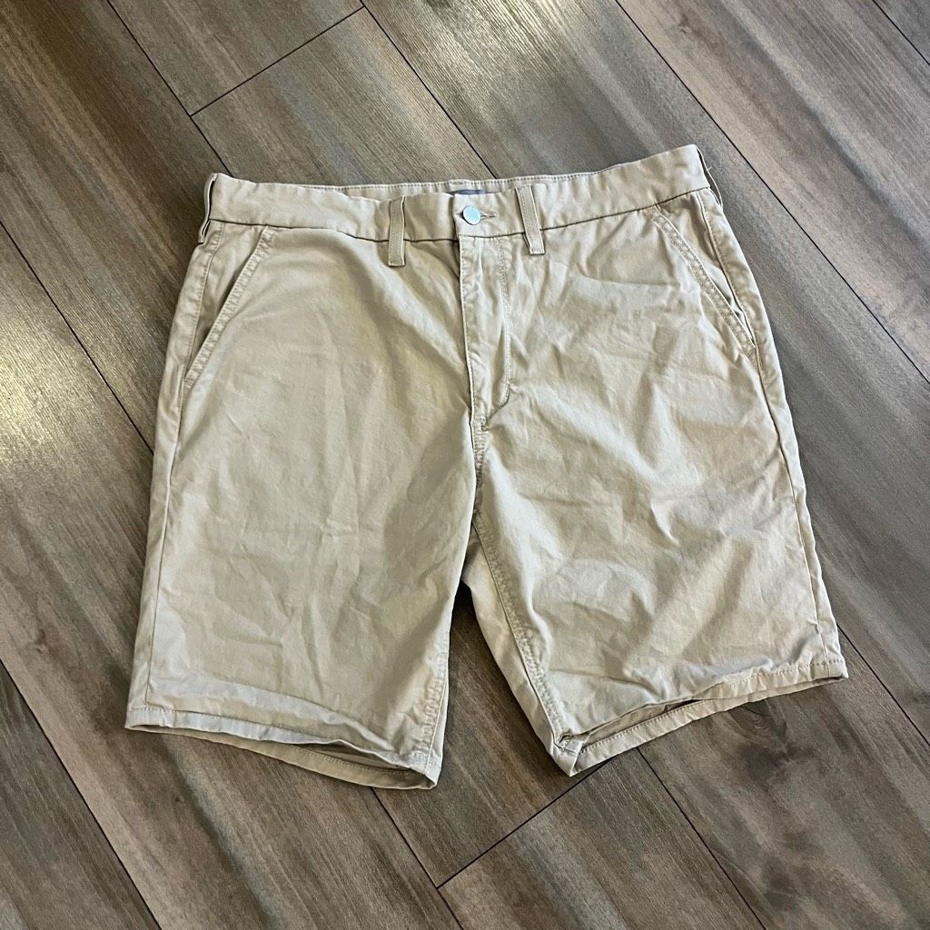 Joe's Joe’s Jeans Khaki Casual Chino Shorts Men 33 Size US 33 - 1 Thumbnail