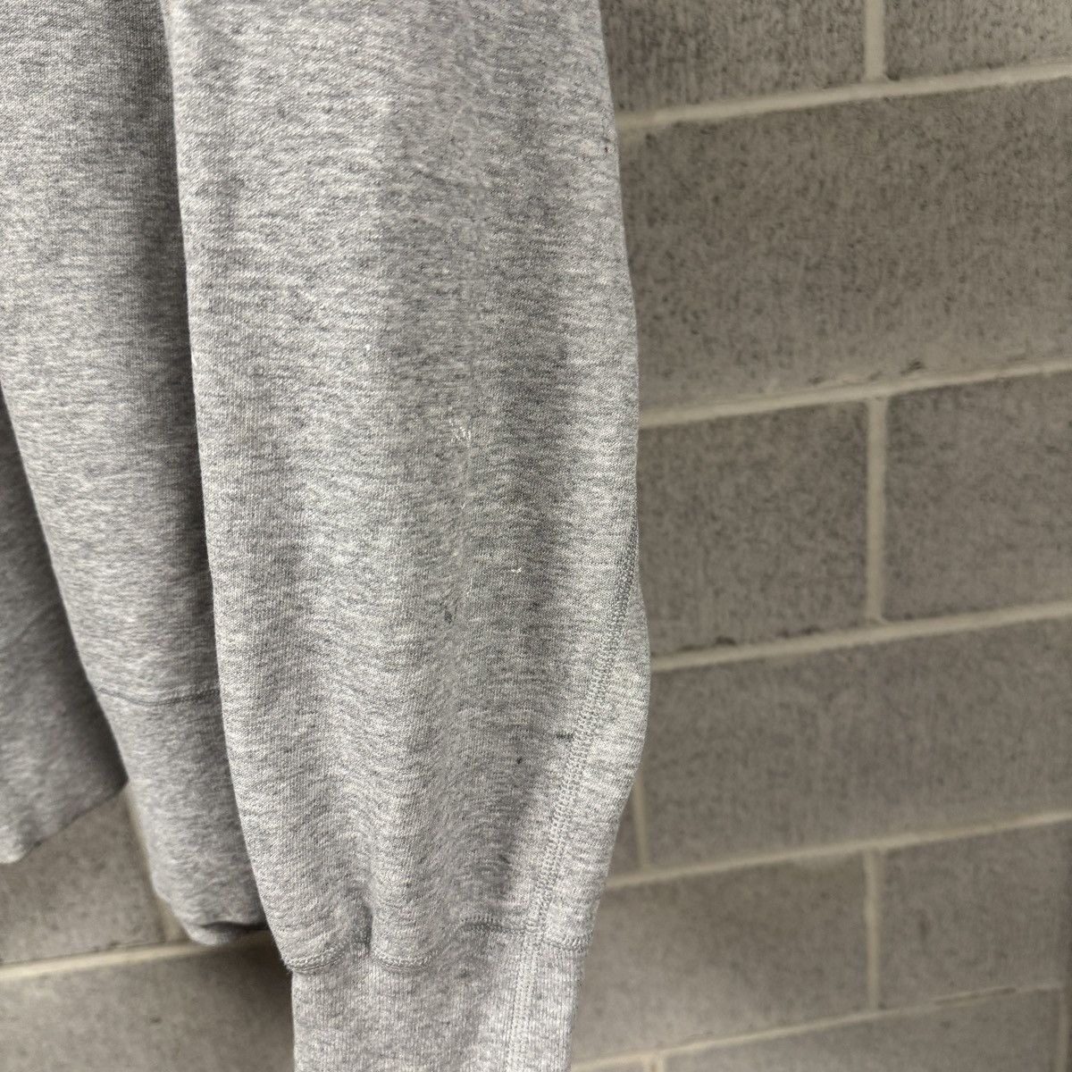 Vintage Vintage Calvin Klein Jeans Sweatshirt Faded ERD Grunge Size US L / EU 52-54 / 3 - 5 Thumbnail