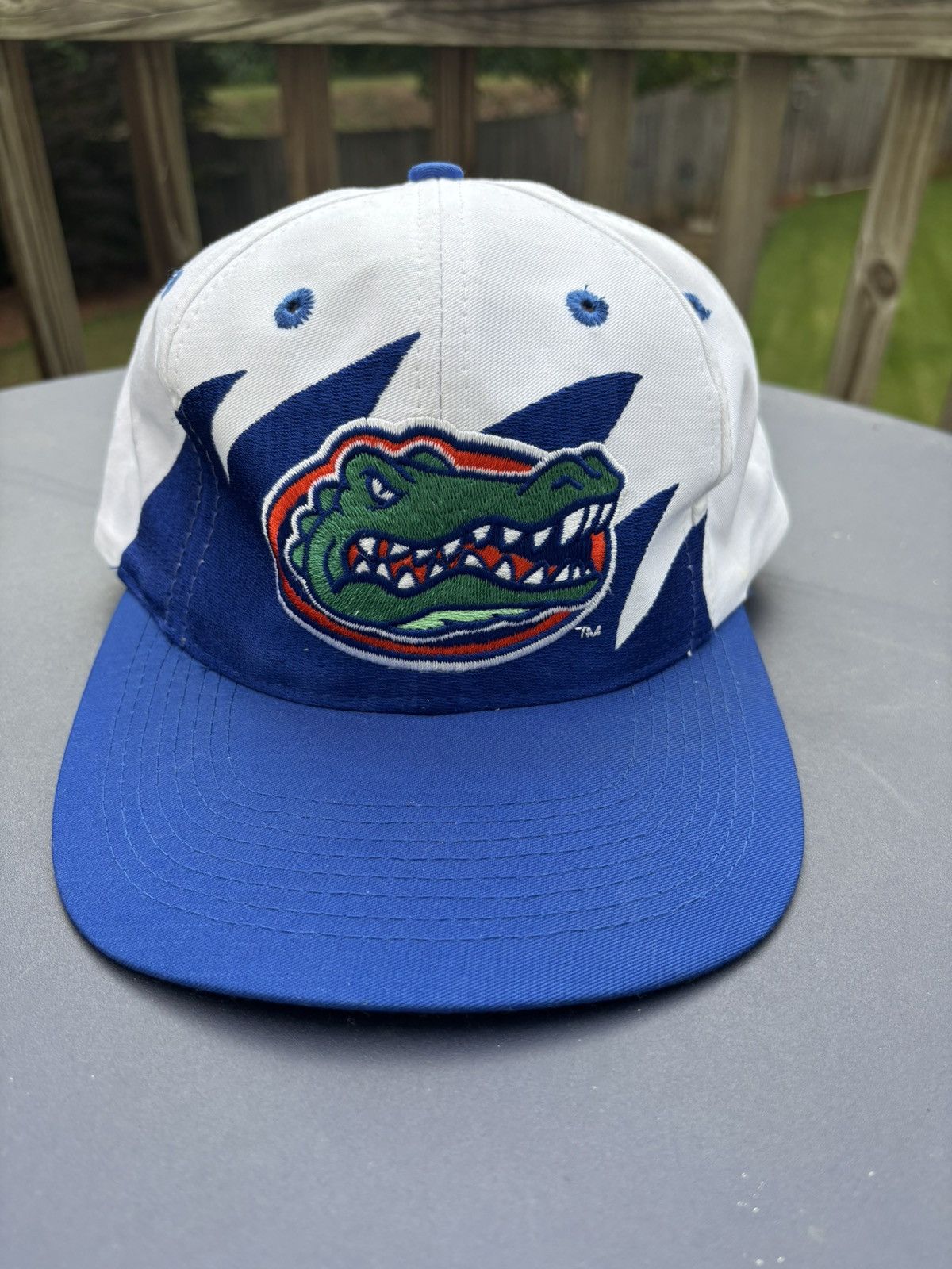Vintage Florida Gators shark tooth snapback hat