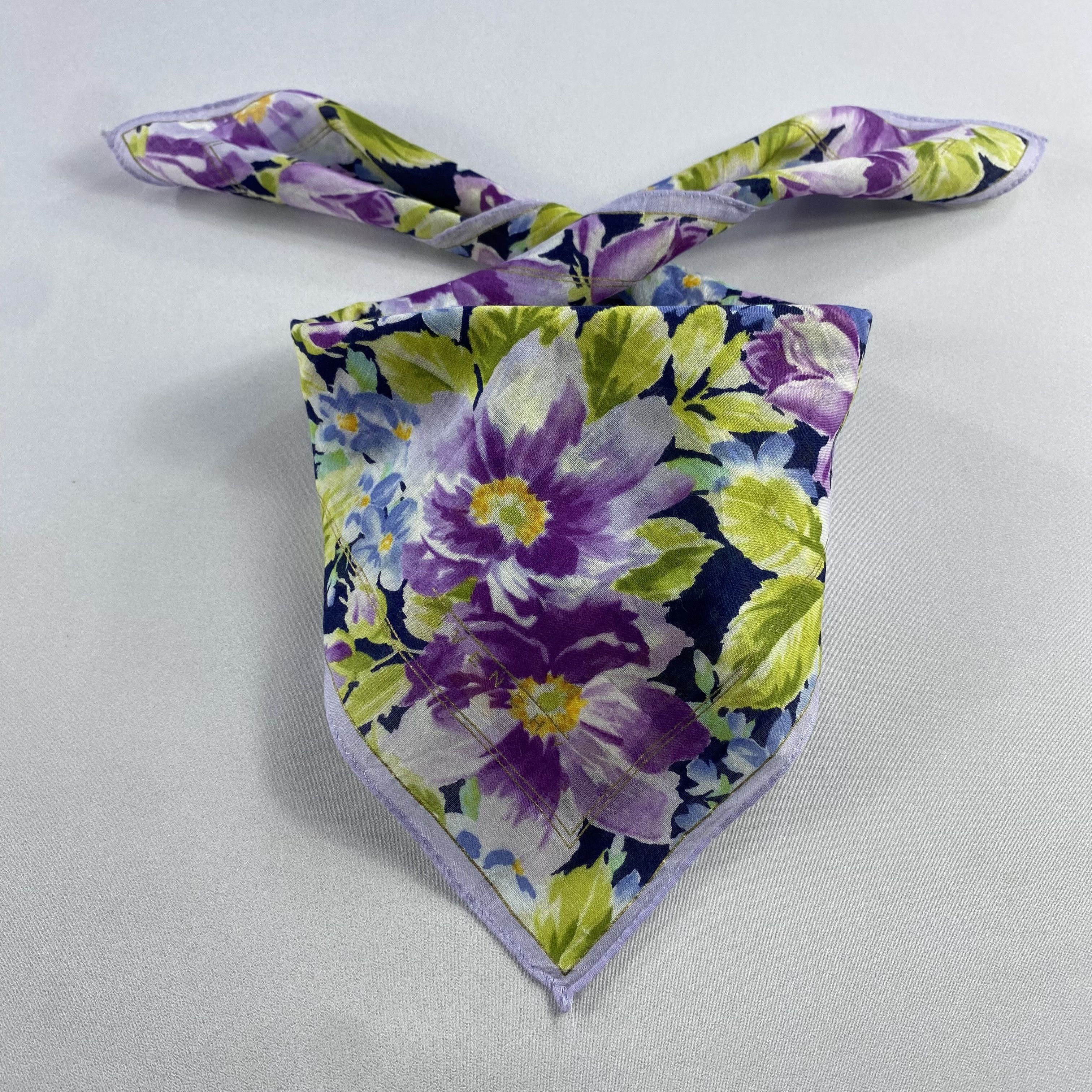Vintage Givenchy Bandana/ Handkerchief / Neckerchief Size ONE SIZE - 1 Thumbnail
