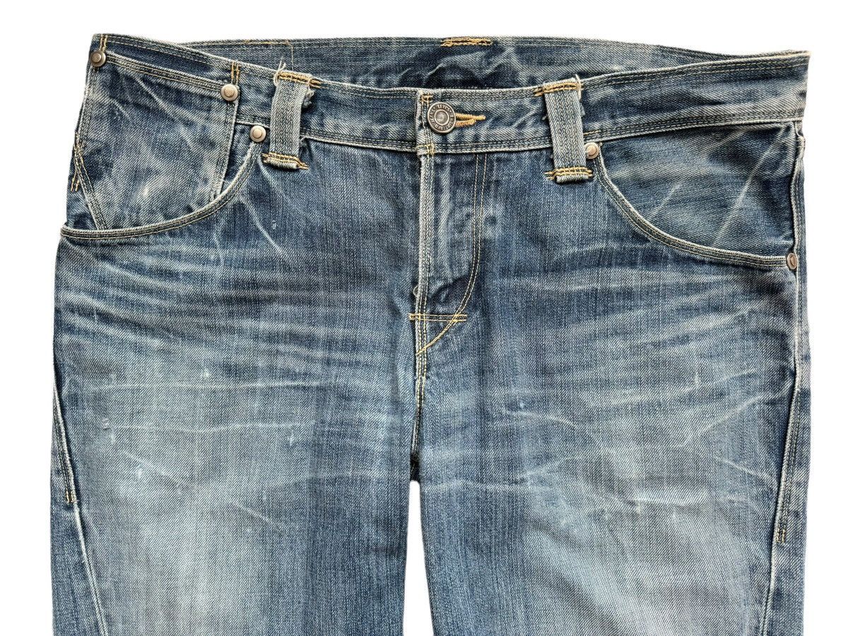 Levi's Vintage Distressed Levi's Engineered Twisted jeans Size US 35 - 3 Thumbnail