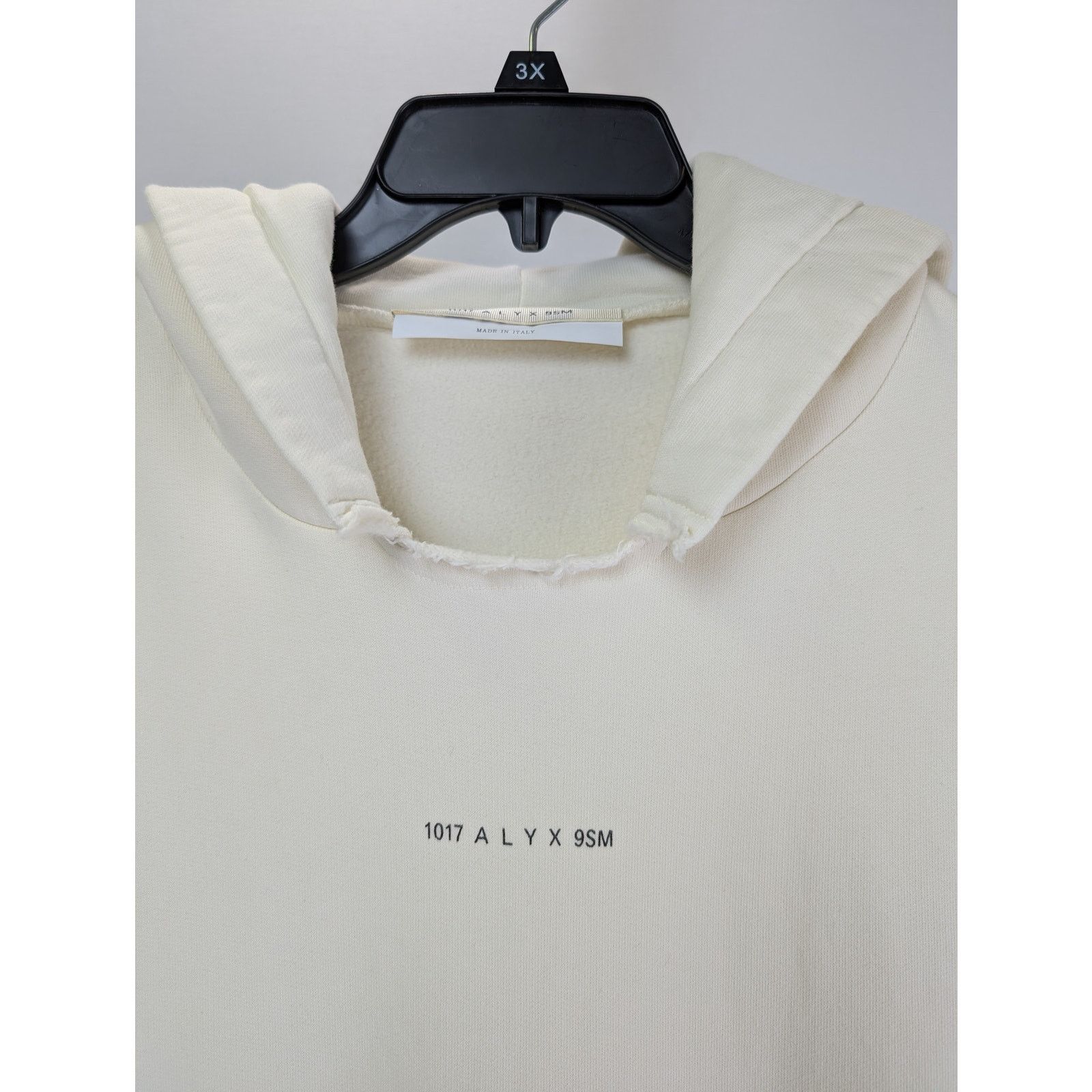 1017 ALYX 9SM o1rshd1 Hoodie Fleece with Raw Cut Hood in off-White Size US XXL / EU 58 / 5 - 8 Thumbnail