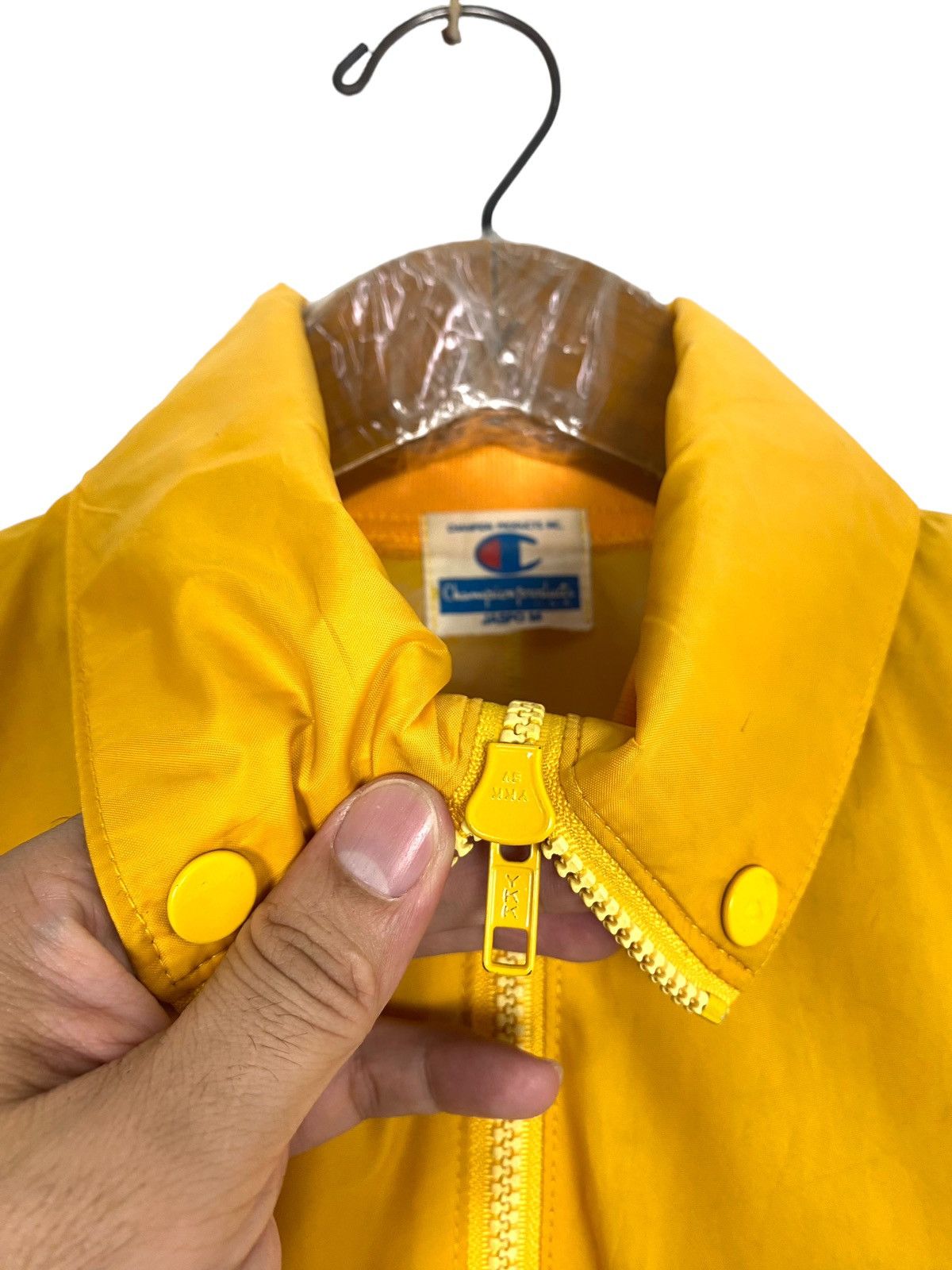 Champion Rare‼️ Vtg Champion Script Logo Windbreaker Made in Japan Size US S / EU 44-46 / 1 - 7 Thumbnail