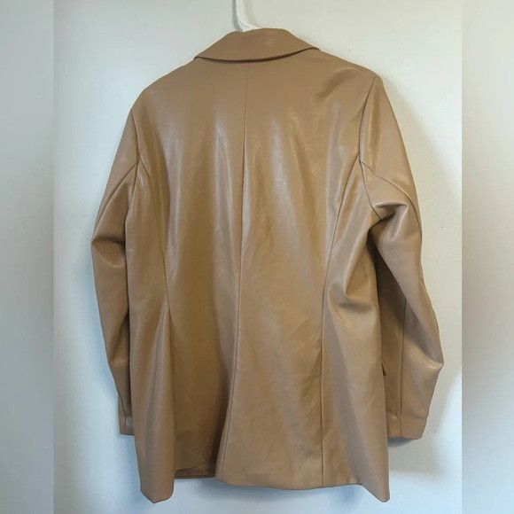 Abercrombie & Fitch Abercrombie & Fitch Vegan Leather Tan Blazer Size XL / US 12-14 / IT 48-50 - 2 Thumbnail