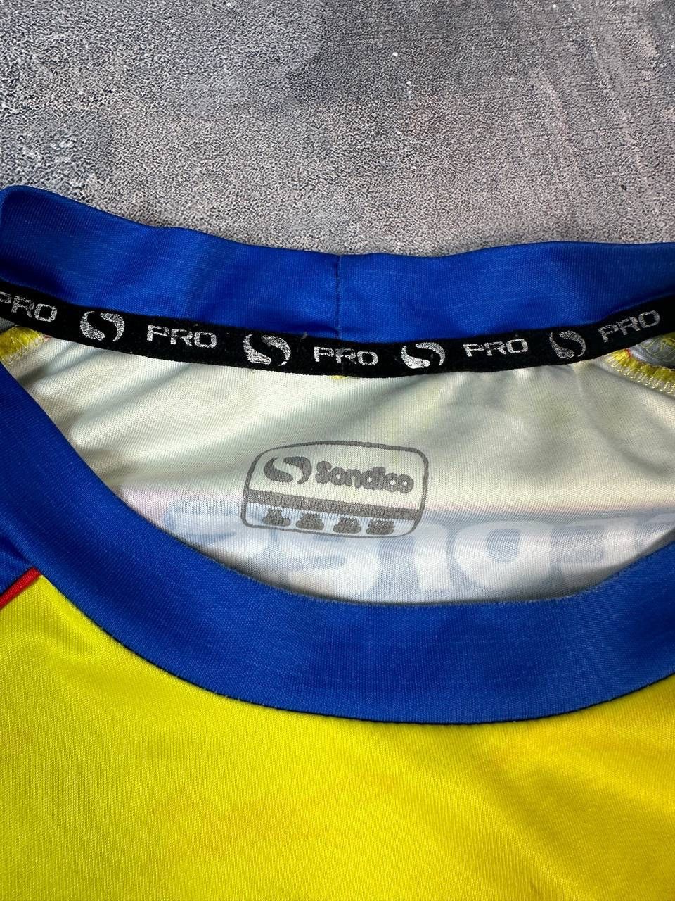 Other Carlisle United Football Club Sondico Soccer Jersey Size US XXL / EU 58 / 5 - 3 Thumbnail