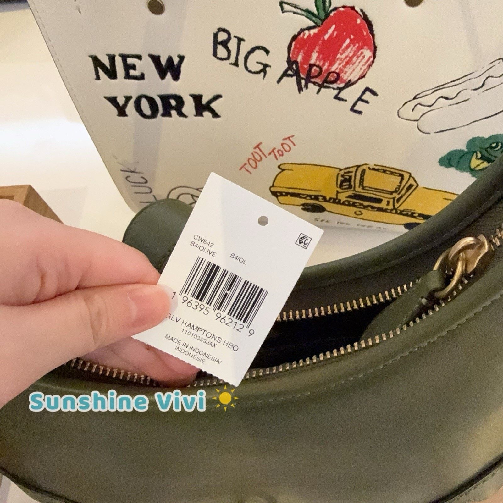 Coach NWT Coach Hamptons Hobo Bag Shoulder Bag Olive CW642 Size ONE SIZE - 7 Thumbnail