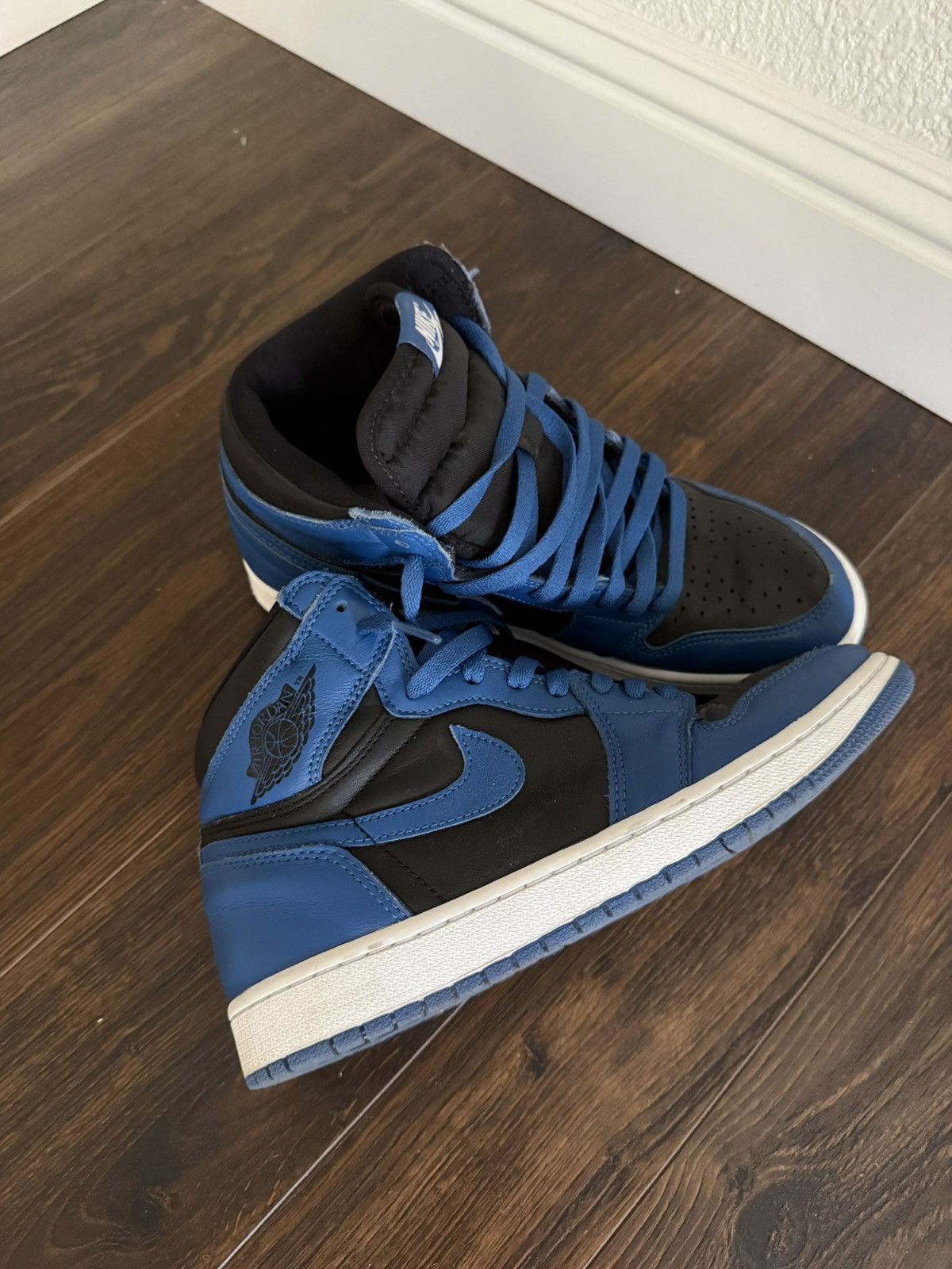 Nike Nike Air Jordan Retro Royal Blue | Size: 9 Size US 9 / EU 42 - 1 Thumbnail