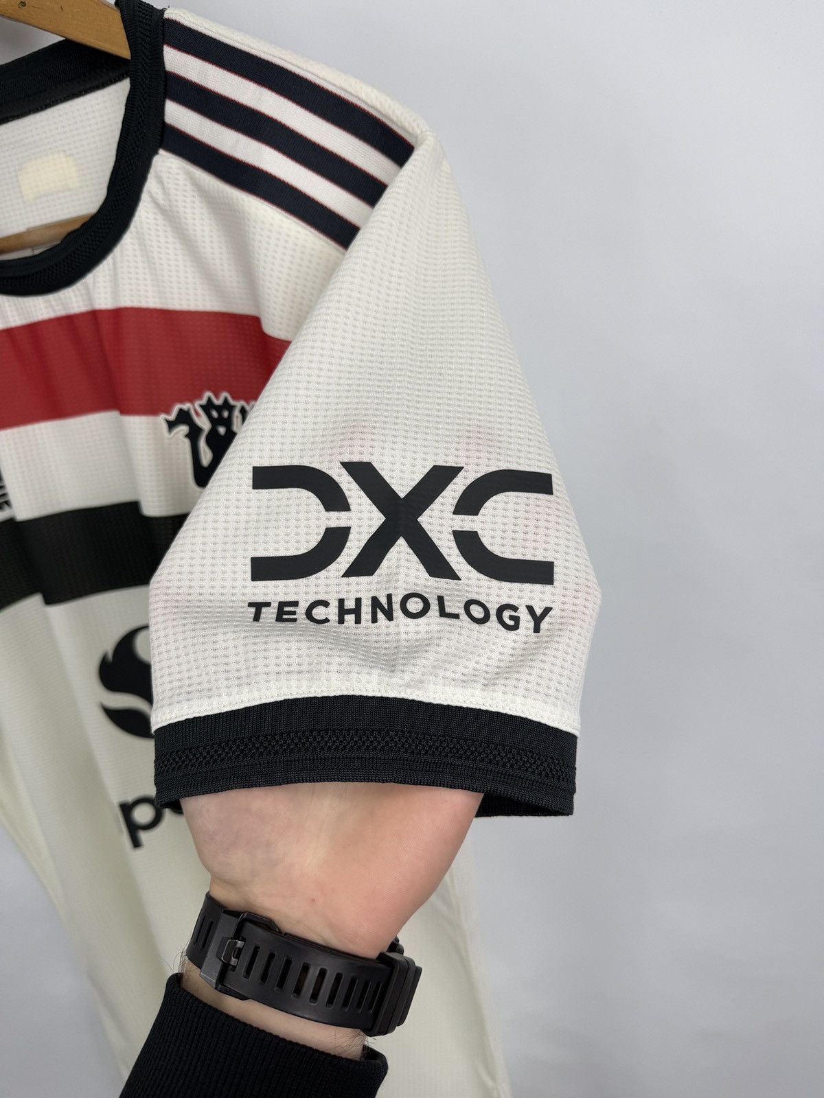 Adidas 🏴󠁧󠁢󠁥󠁮󠁧󠁿 24/25 Manchester United Adidas Third Jersey Snapdragon Size US XL / EU 56 / 4 - 6 Thumbnail