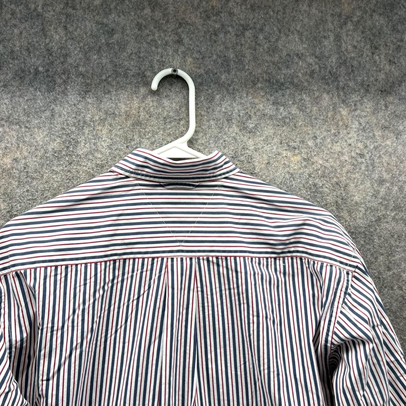 Tommy Hilfiger VINTAGE Tommy Hilfiger Shirt Men Large White Red Blue Striped Casual Button Down 90s Mens Size US L / EU 52-54 / 3 - 2 Thumbnail