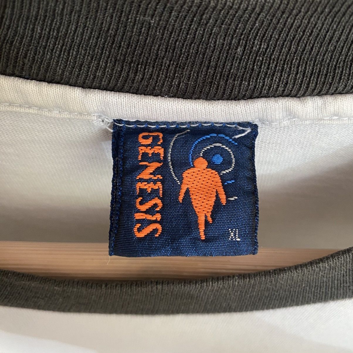 Band Tees Vintage Genesis "Turn It On Again" ringer T-shirt Size US XL / EU 56 / 4 - 4 Thumbnail