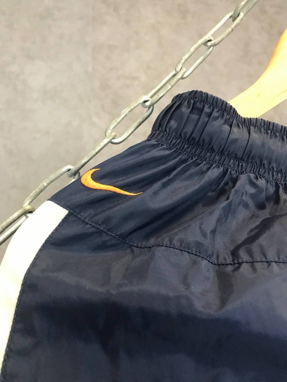 Nike Nike swoosh streetwear vintage sweatpants Size US 30 / EU 46 - 6 Thumbnail