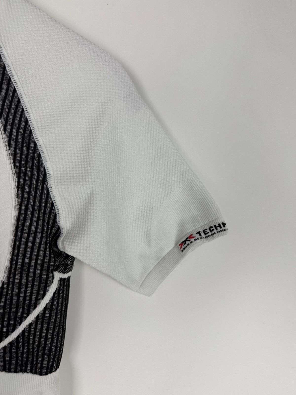 Other X-Bionic The Trick Compression Thermal Active T-Shirt Size M / US 6-8 / IT 42-44 - 4 Thumbnail
