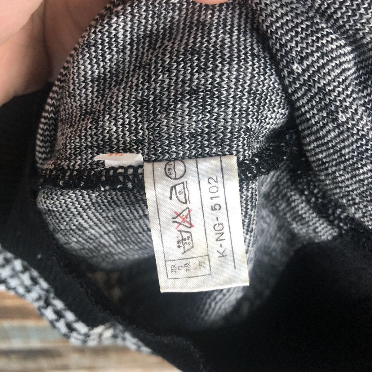 Homespun Knitwear × Japanese Brand Mens Wear vintage Black Knitwear #A2274 Size US S / EU 44-46 / 1 - 12 Thumbnail