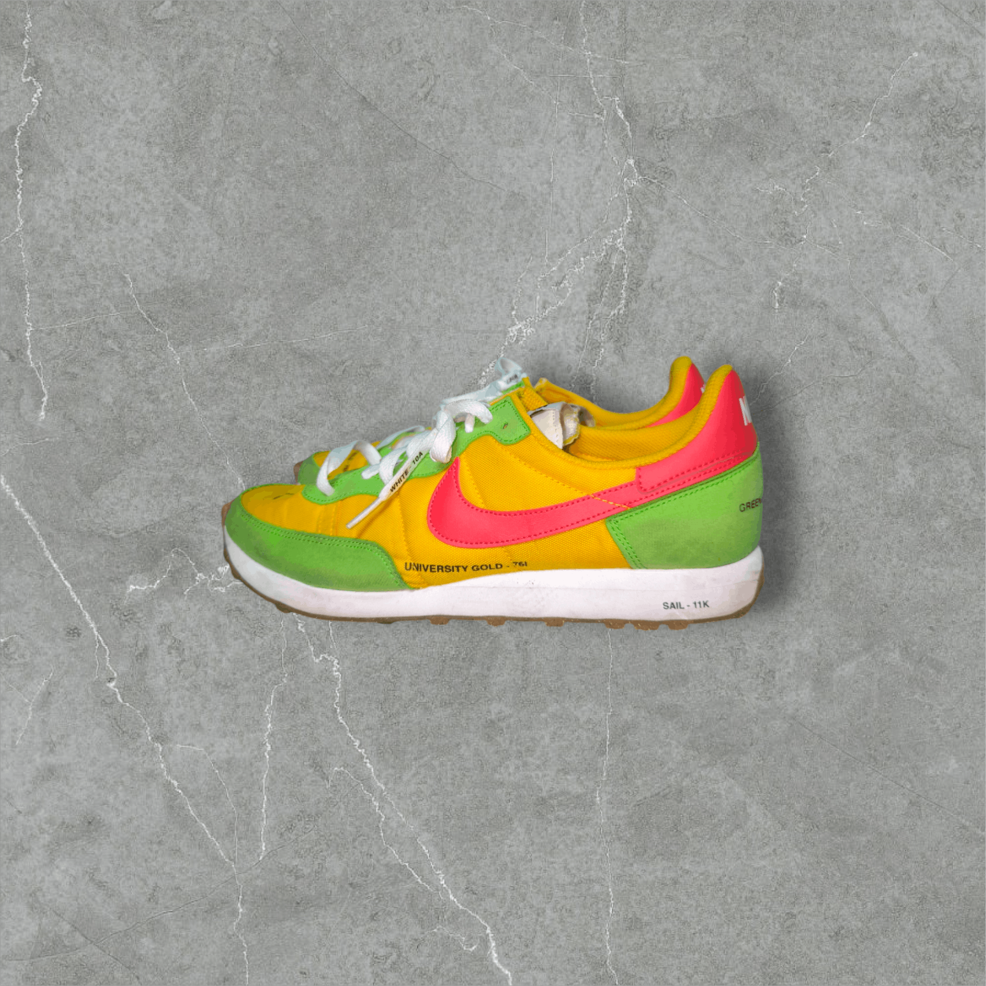 Nike OG Challenger Universtiy Gold Size US 9 / EU 42 - 5 Thumbnail