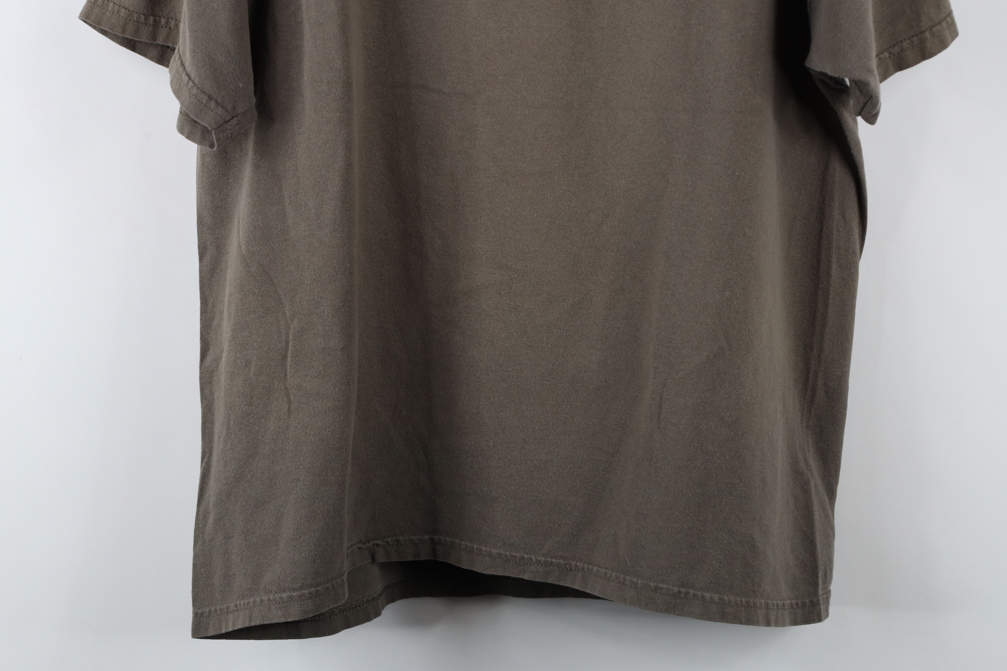 Vintage Vintage 90s Streetwear Bryce Canyon Wolf Nature T-Shirt Gray Size US L / EU 52-54 / 3 - 9 Thumbnail