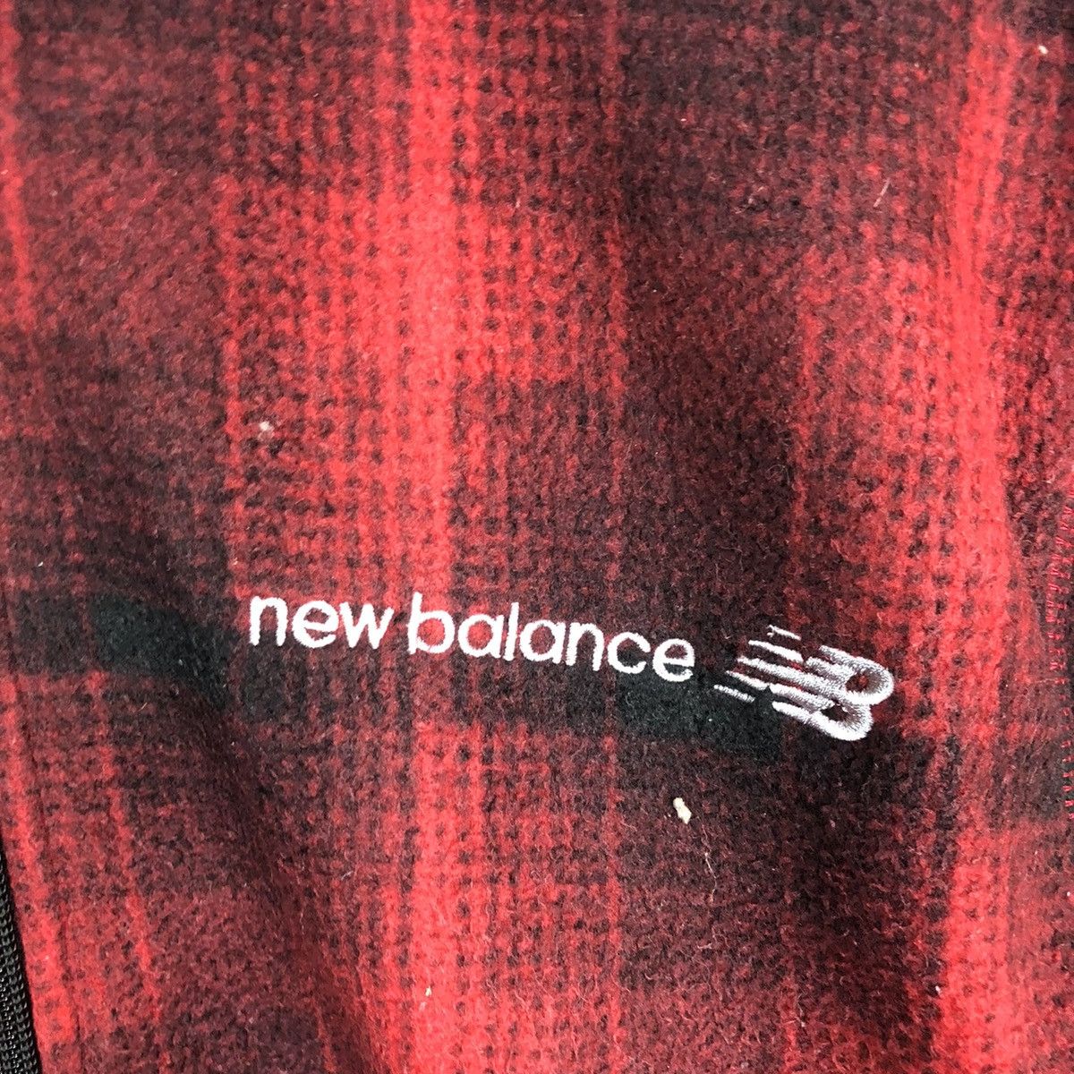 New Balance × Vintage New Balance Red Checkred Sweatshirt #A383 Size US M / EU 48-50 / 2 - 9 Thumbnail