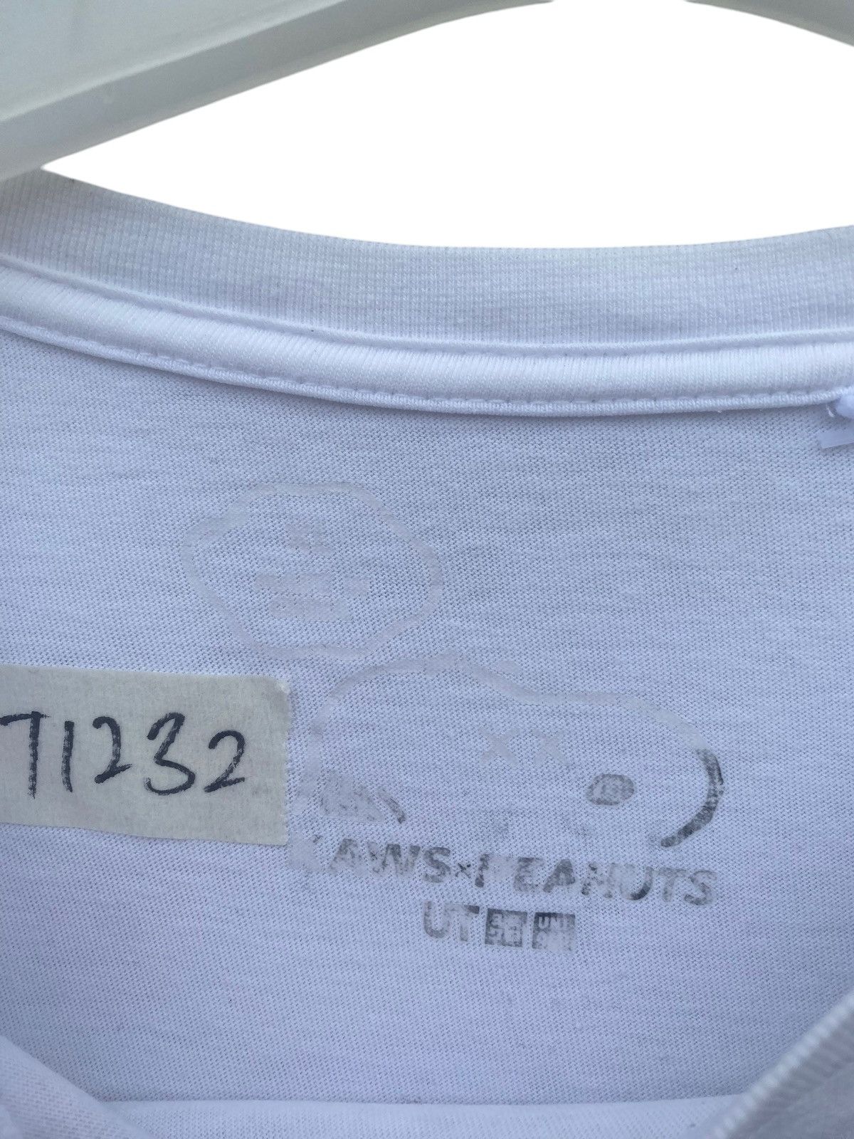Kaws × Peanuts × Uniqlo Uniqlo X Kaws X Peanuts Size US L / EU 52-54 / 3 - 4 Thumbnail