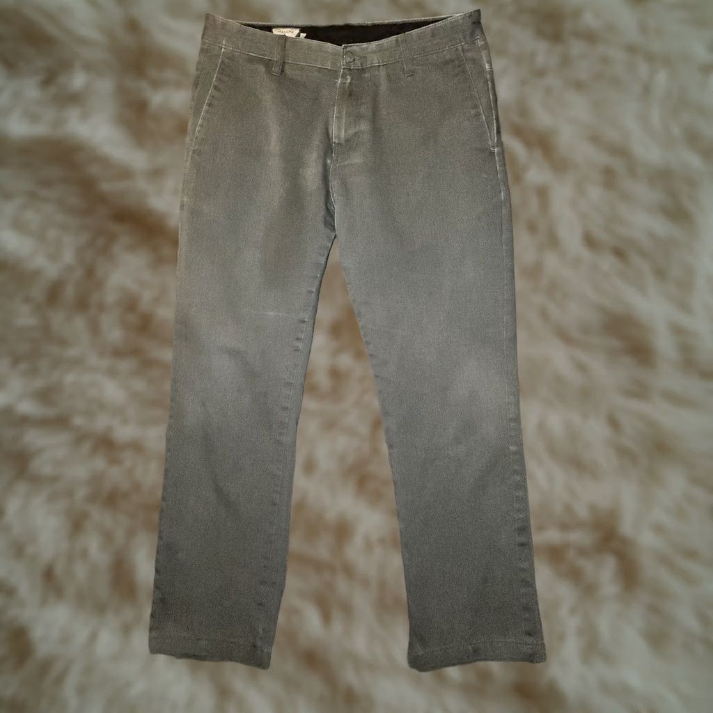Volcom Volcom Vmonty Chino Pants Men 32 Gray Low Rise Straight Logo Pockets Casual/Workwear Size US 32 / EU 48 - 1 Thumbnail
