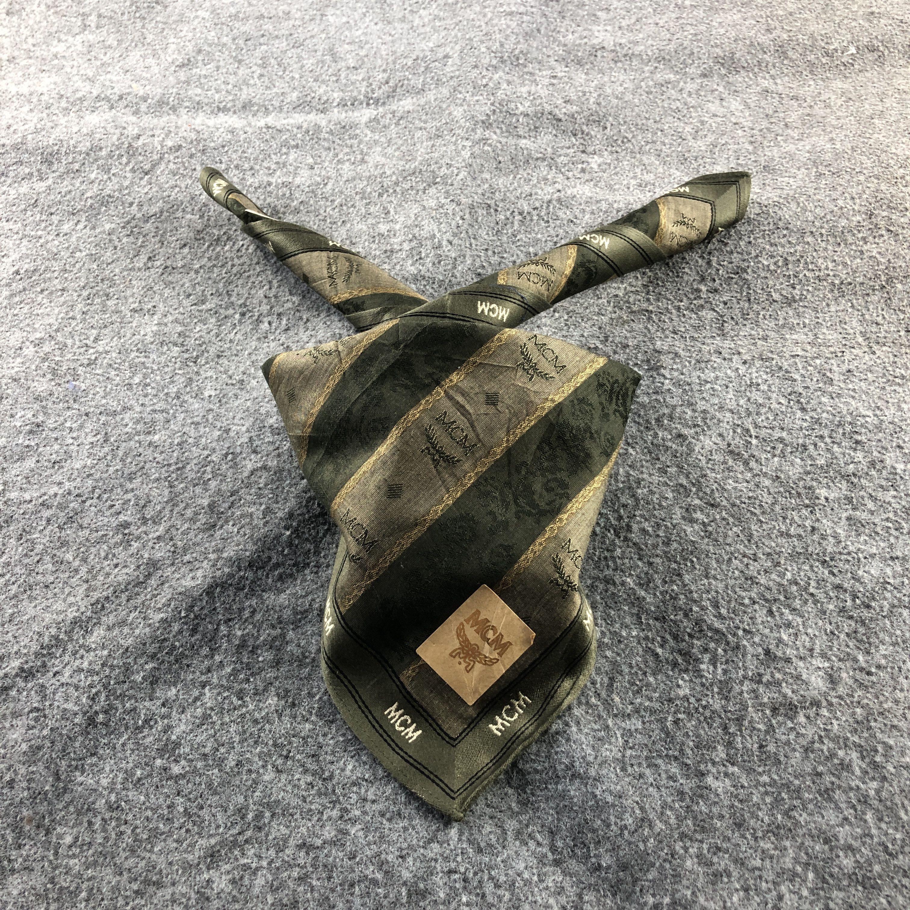 MCM MCM Handkerchief Neckerchief Bandana H2521 Size ONE SIZE - 1 Thumbnail