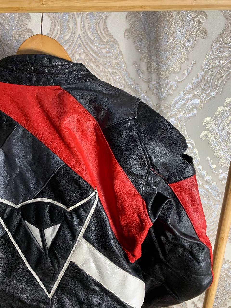 Dainese × Vintage VERY RARE DAINESE RACING MOTORCYCLE LEATHER JACKET Y2K 90s Size US L / EU 52-54 / 3 - 19 Thumbnail
