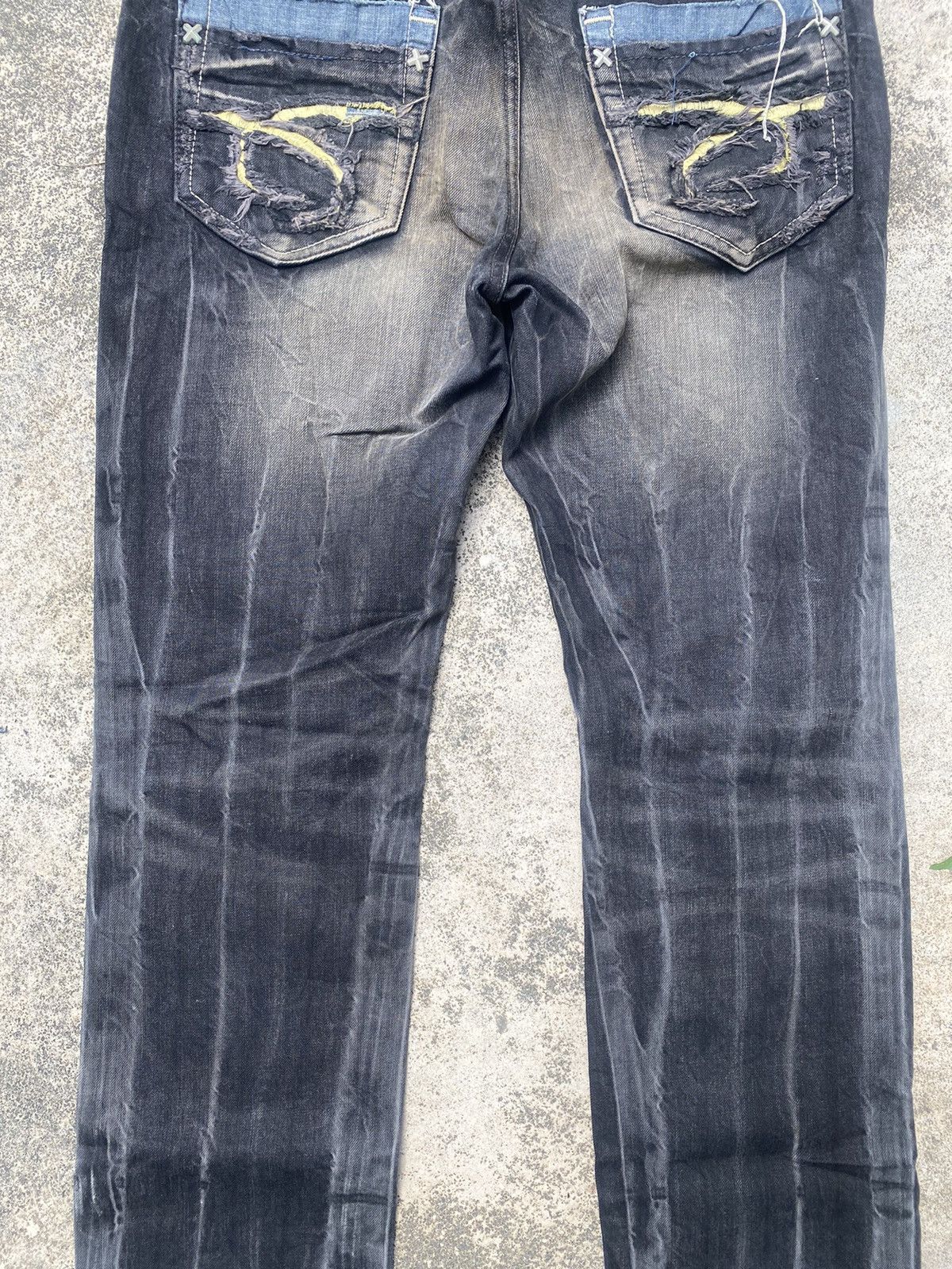 If Six Was Nine × Japanese Brand Red Pepper Faded Clawmark Boro Straight cut Jeans Size US 32 / EU 48 - 19 Thumbnail