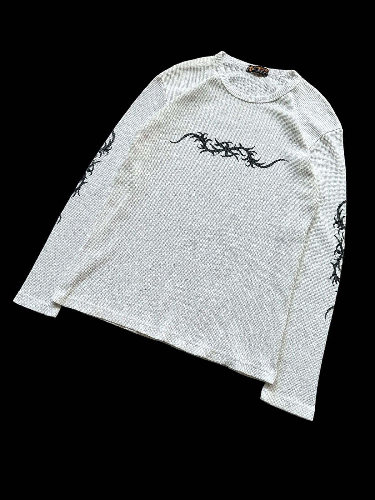 Beauty Beast Late 90's Dangerous Willie tribal thermal long sleeve Size US M / EU 48-50 / 2 - 3 Thumbnail