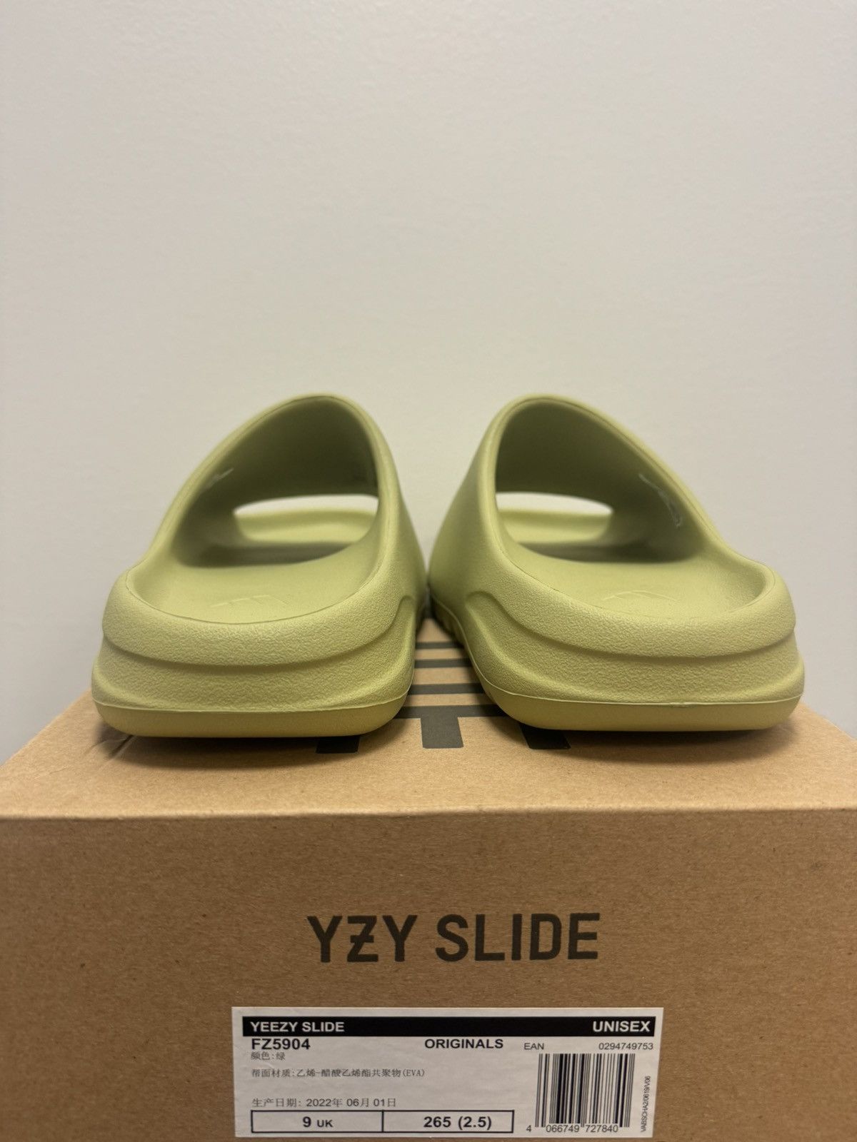 Yeezy Yeezy slide resin Size US 9 / EU 42 - 4 Thumbnail