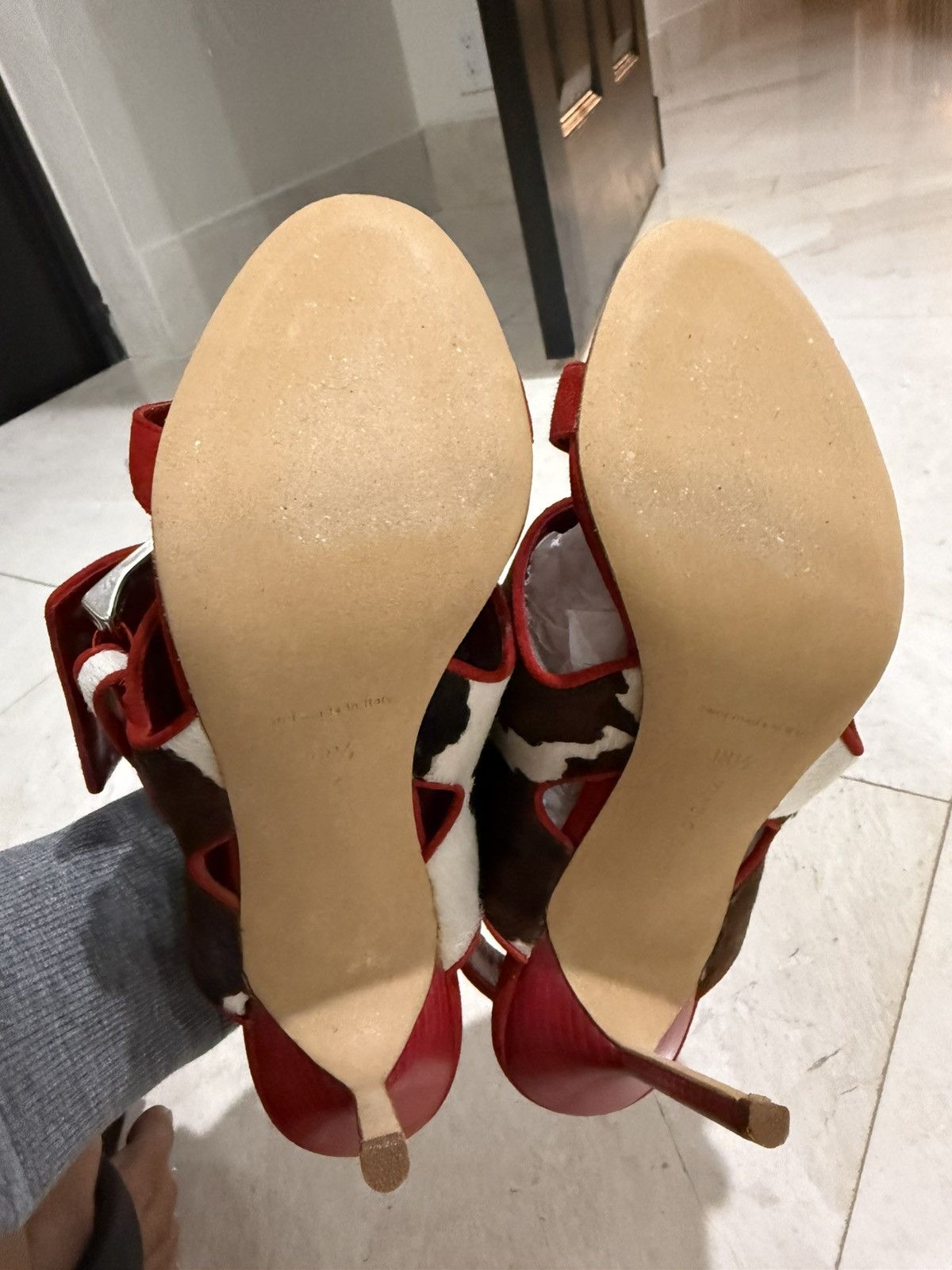 Manolo Blahnik Manolo Blahnik Cow Hide heels Size US 9 / IT 39 - 4 Thumbnail